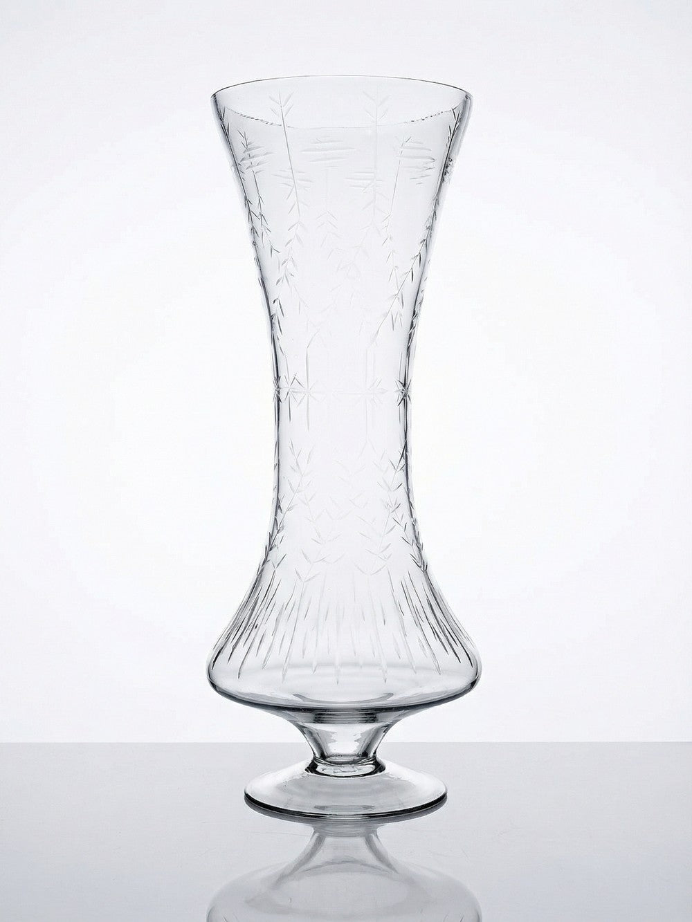 Vintage Vase graviertes mundgeblasenes Glas durchsichtig, sehr groß, antiker Stil
