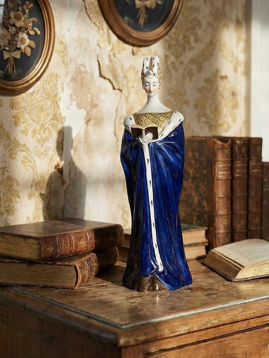 Vintage Porzellanfigurine Liseuse von J. Vesques blau Hermelin