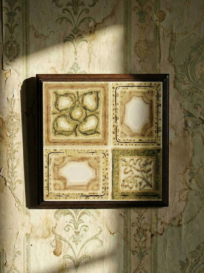 Vintage Untersetzer beige Servieraccessoire aus Keramik und Holz, ca. 1960–1970
