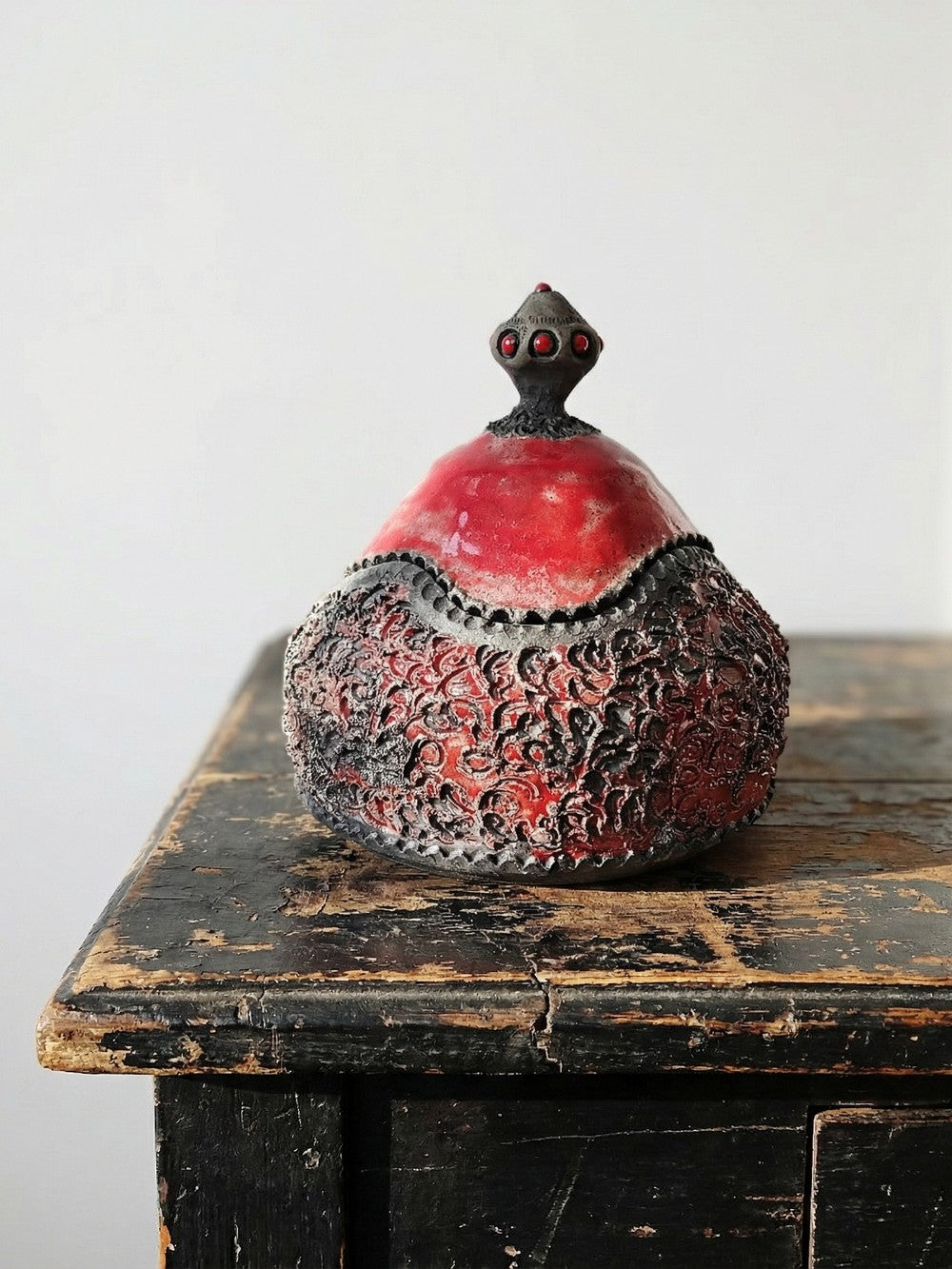 Vintage Schmuckdose RotKunst raku rot grau 2000er