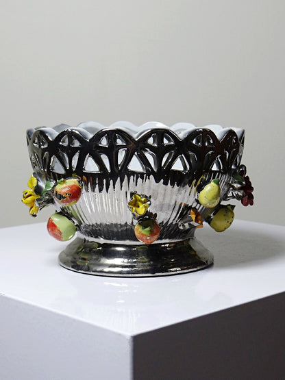 Vintage Servierschale aus silberglasierter Porzellan mit Durchbruchdekor Früchte Blumen
