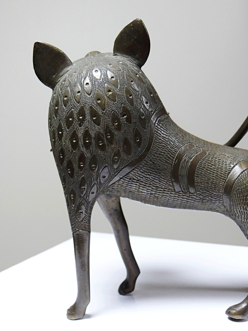 Vintage Bronzefigur Löwe oder Hyäne aus Benin Dahomey Cotonou BraunKunst