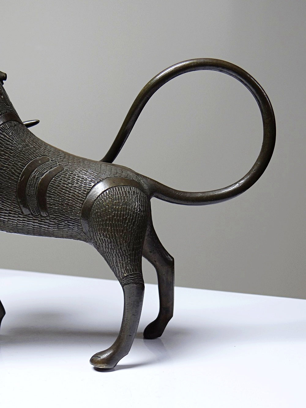 Vintage Bronzefigur Löwe oder Hyäne aus Benin Dahomey Cotonou BraunKunst