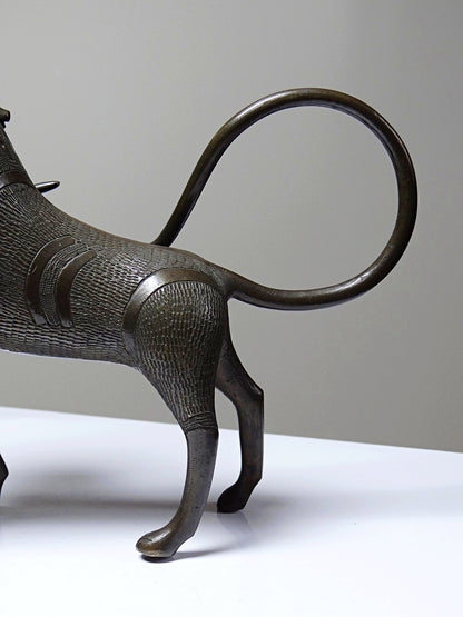 Vintage Bronzefigur Löwe oder Hyäne aus Benin Dahomey Cotonou BraunKunst