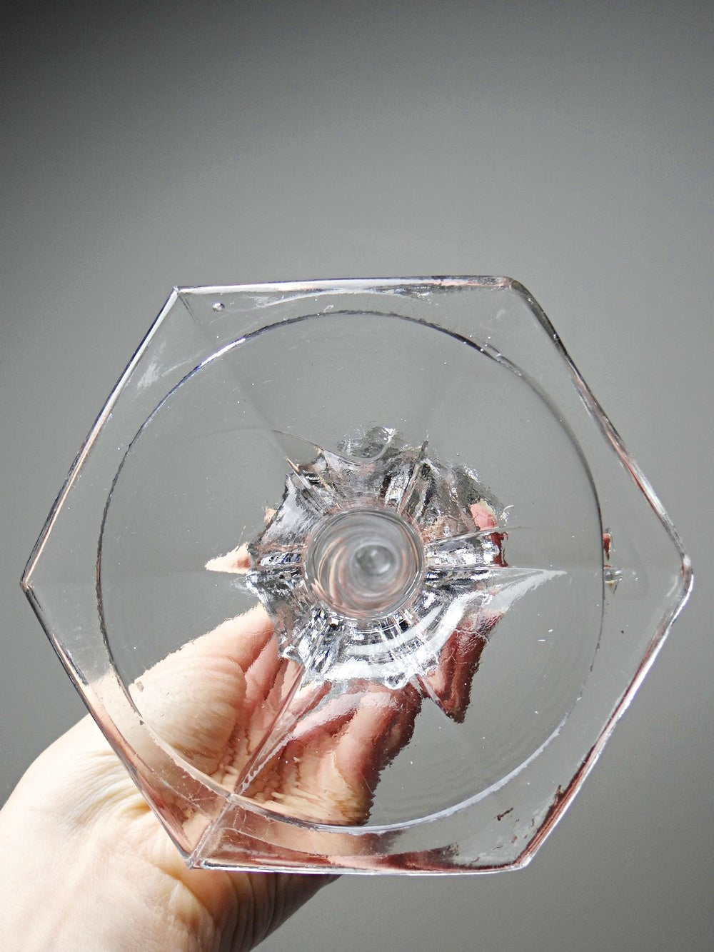 Vintage Kerzenhalter aus gedrehtem Pressglas durchsichtig Dekoration