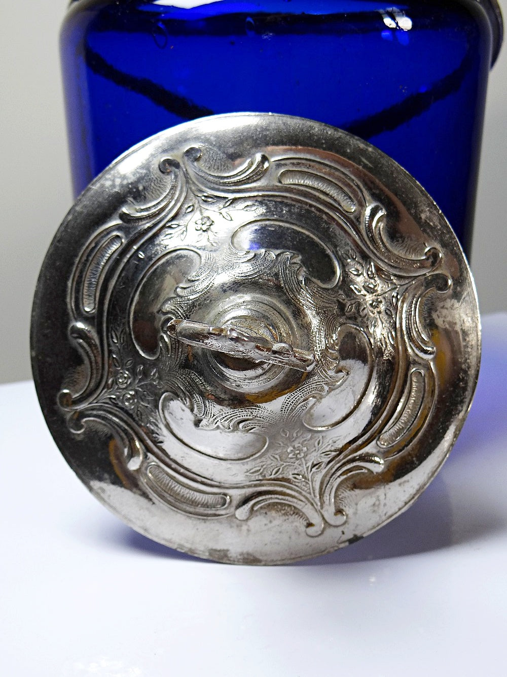 Vintage Bonbonniere blaues Kobaltglas versilbertes Metall