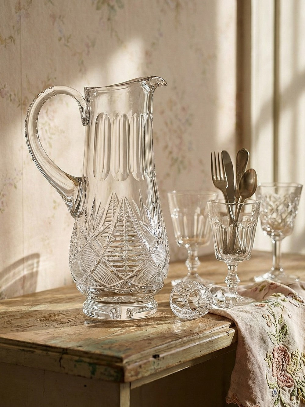Vintage Wasserkaraffe aus Kristall, durchsichtig, im Stil von Baccarat