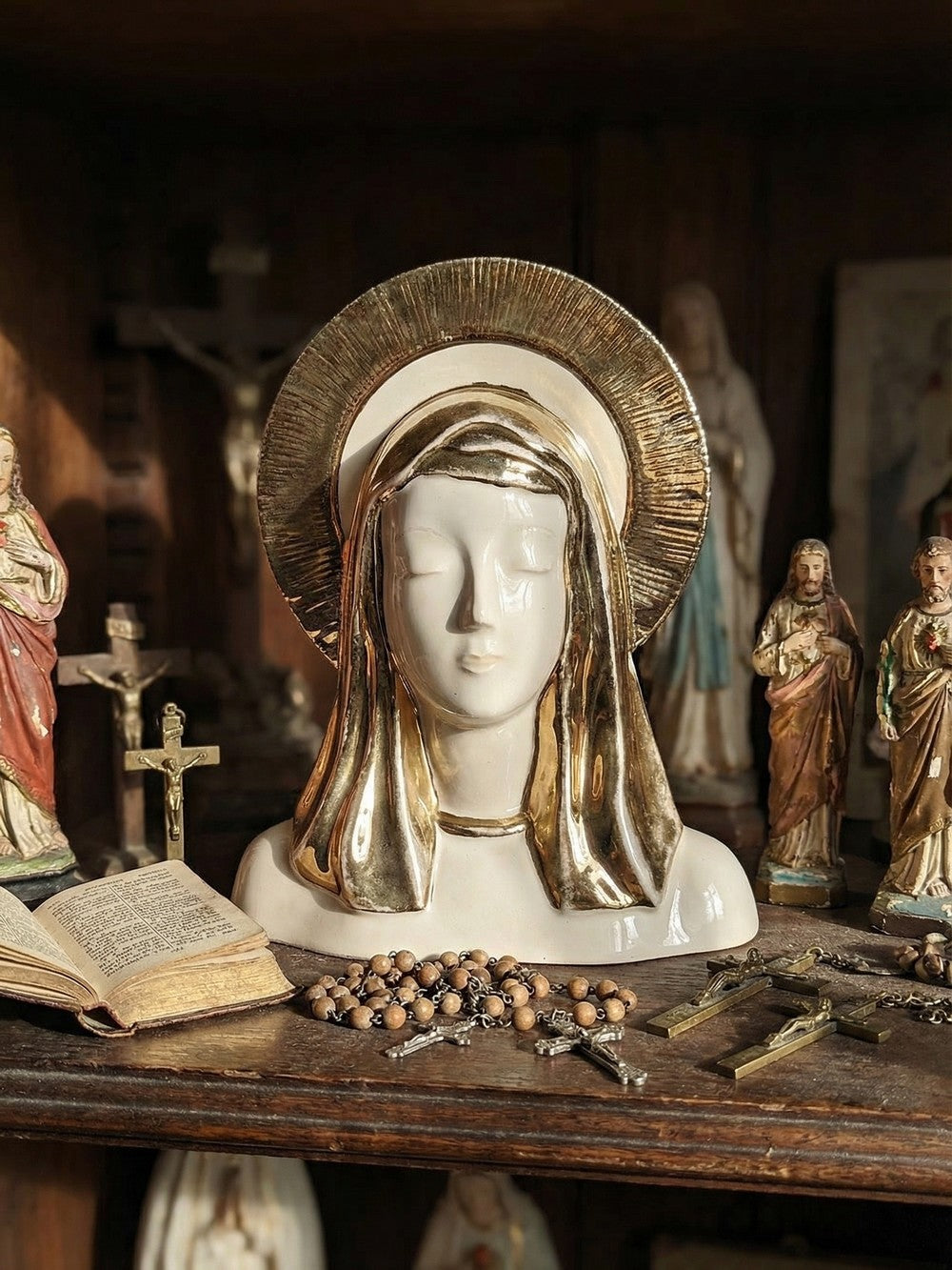 Vintage Büste Madonna mit Heiligenschein aus Keramik, emailliert, Weiß Creme Gold