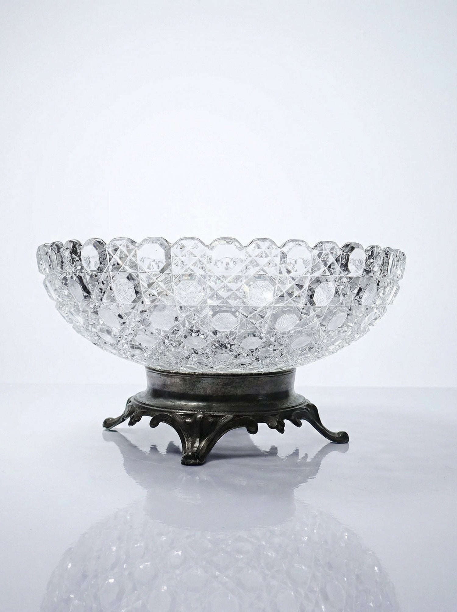Vintage Pressglasschale von Baccarat für Geschirr, durchsichtig