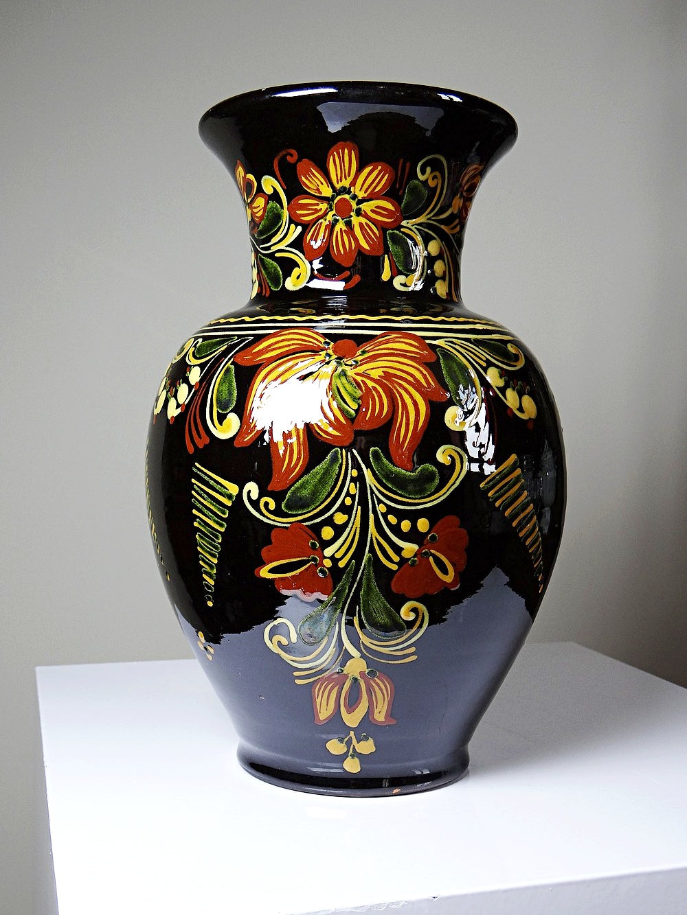 Vintage Vase MHV Hungarn handglasiert