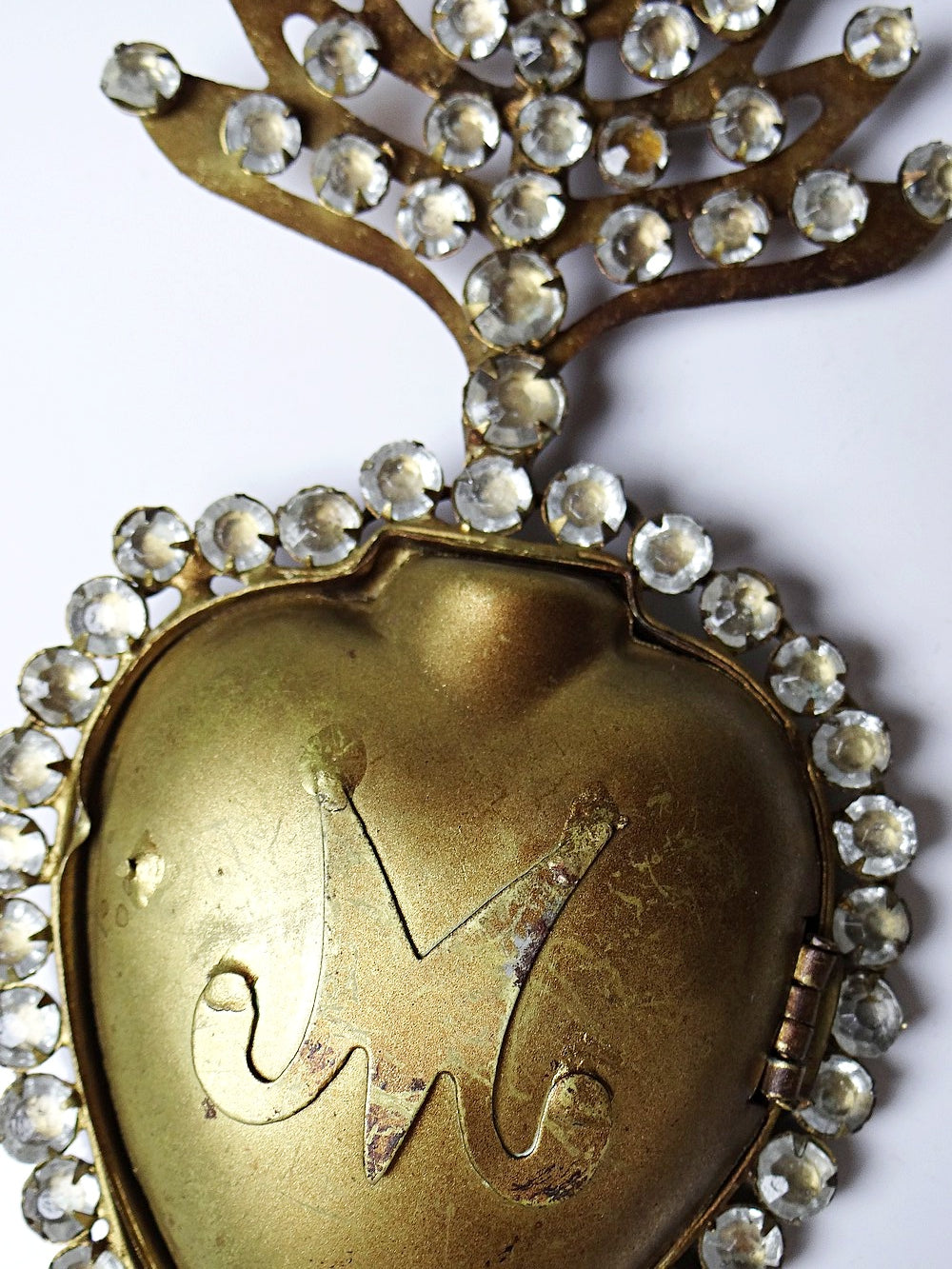 Vintage Dekoration Ex Voto Flammendes Herz der Jungfrau Maria mit Strass