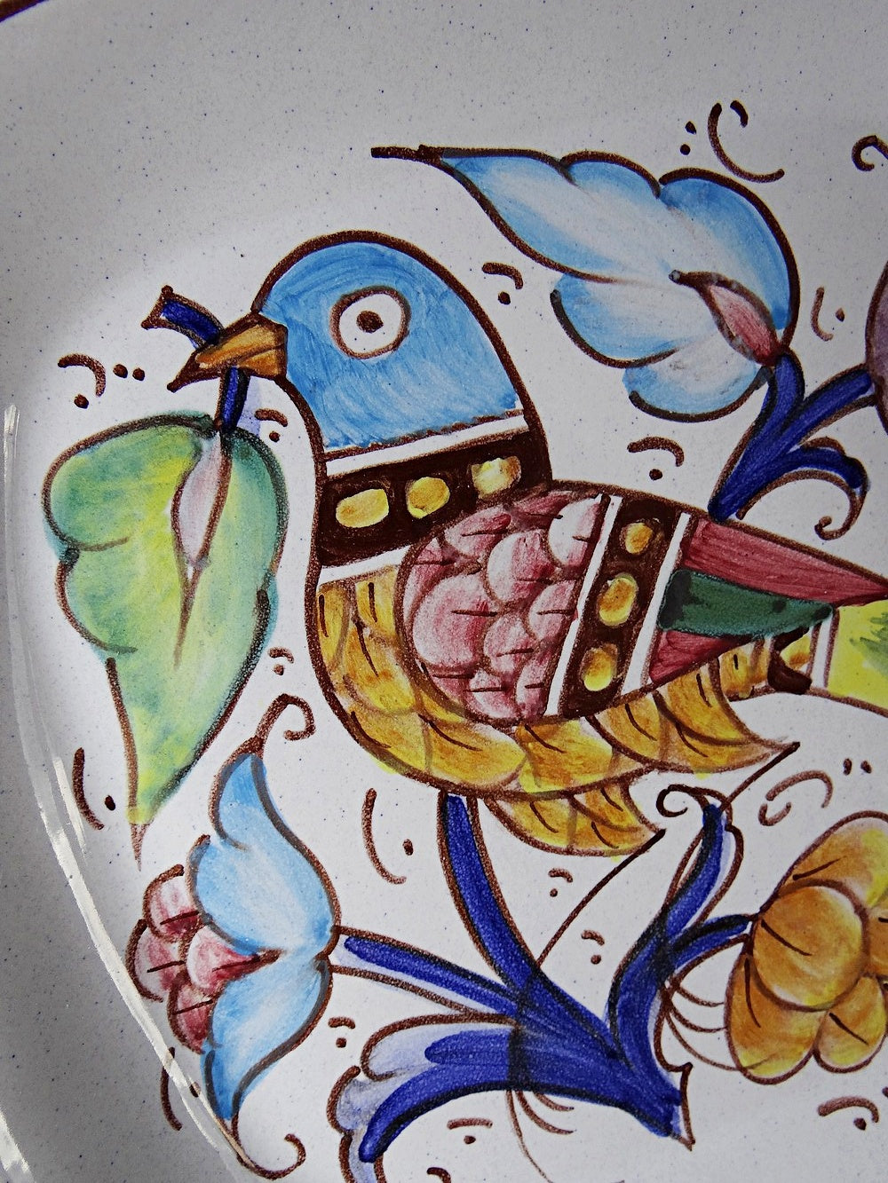 Vintage Wandteller Gubbio mit Vogeldekor aus italienischer Fayence