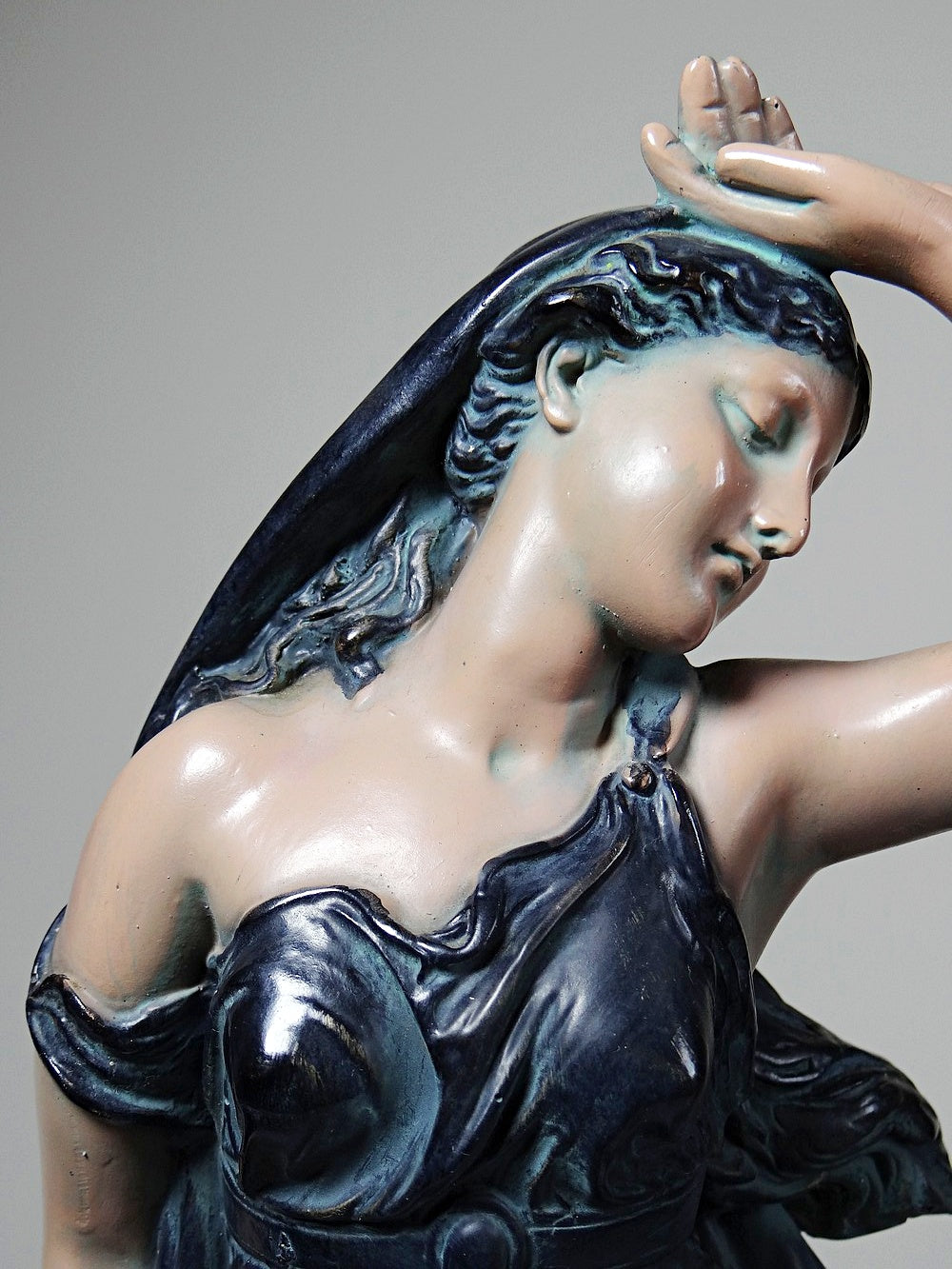 Vintage Statue Art Nouveau bronzefarben Gips/Komposit, zweifarbig, unsigniert