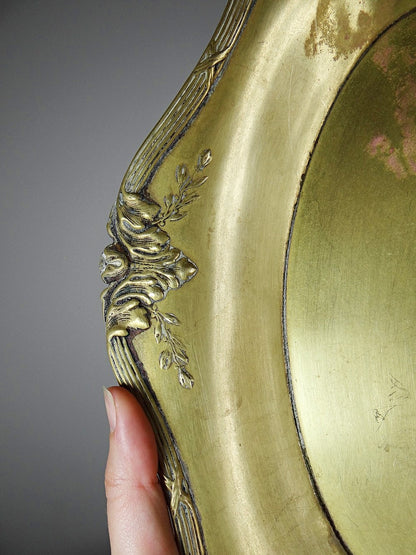 Vintage Schale im Louis XV Stil aus vergoldetem Metall mit Rocaille Dekor
