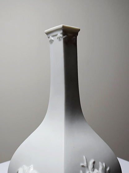 Vintage Vase von Sheffield und Haviland für Limoges, Meissen Reproduktion, weißes Porzellan