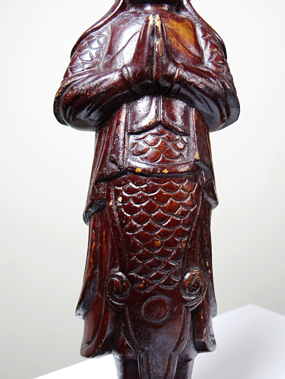 Vintage Statuette asiatische Volkskunst aus geschnitztem Massivholz