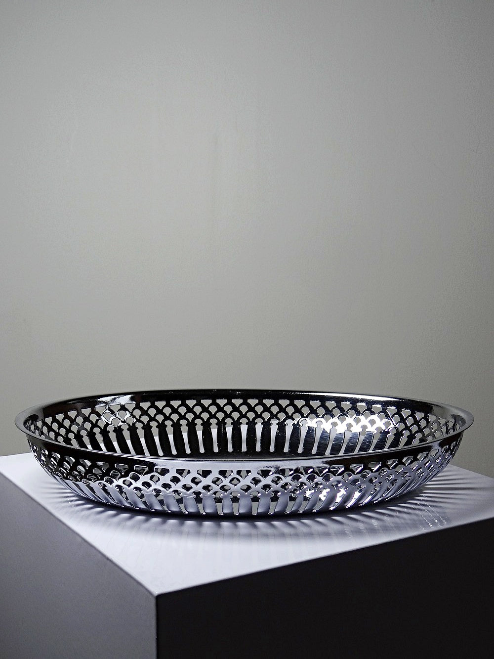 Vintage Brotkorb oval aus Metall versilbert, durchbrochen, 1950er-1970er