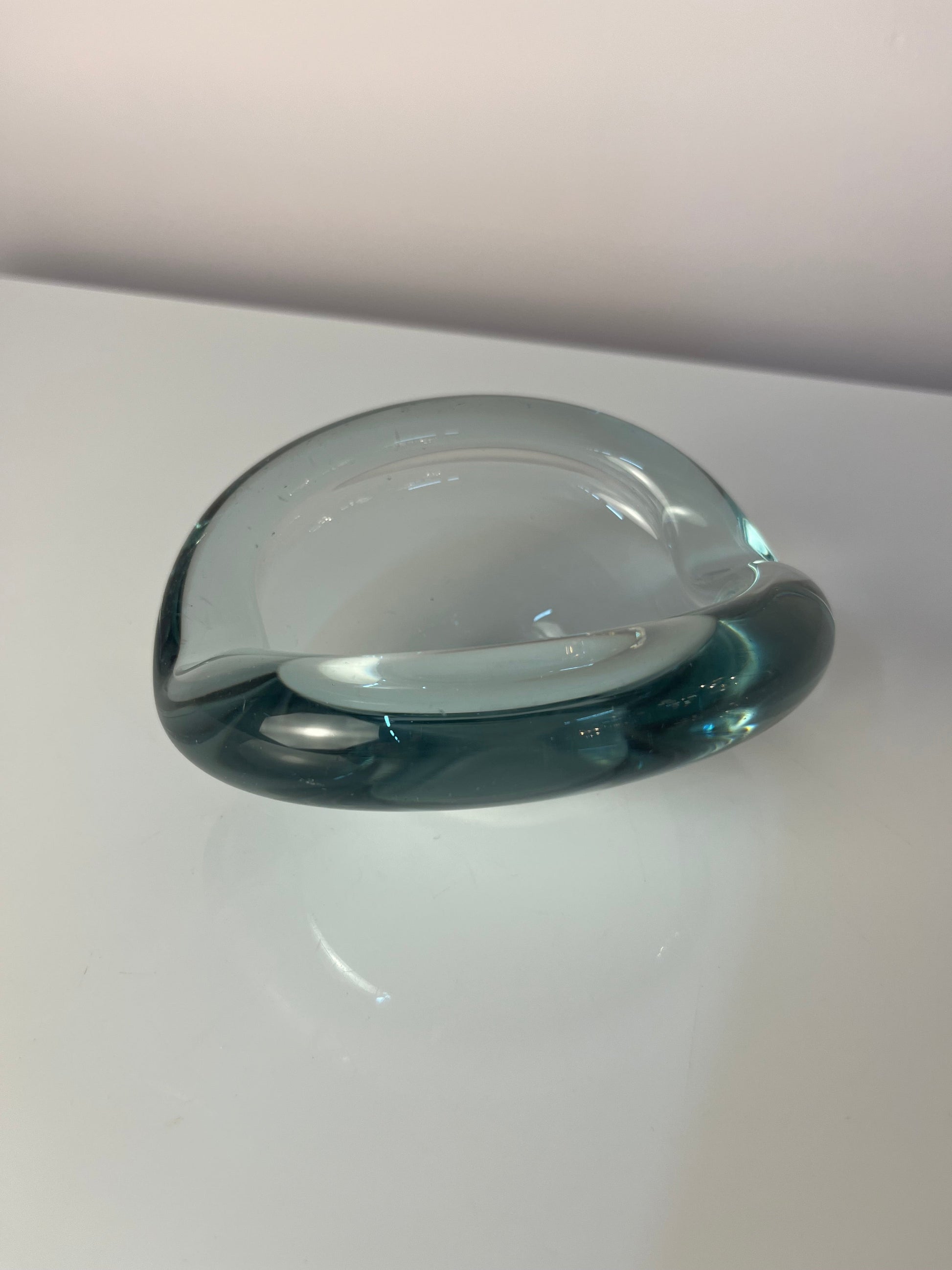 Vintage Aschenbecher von Per Lütken für Holmegaard hellblaues Glas
