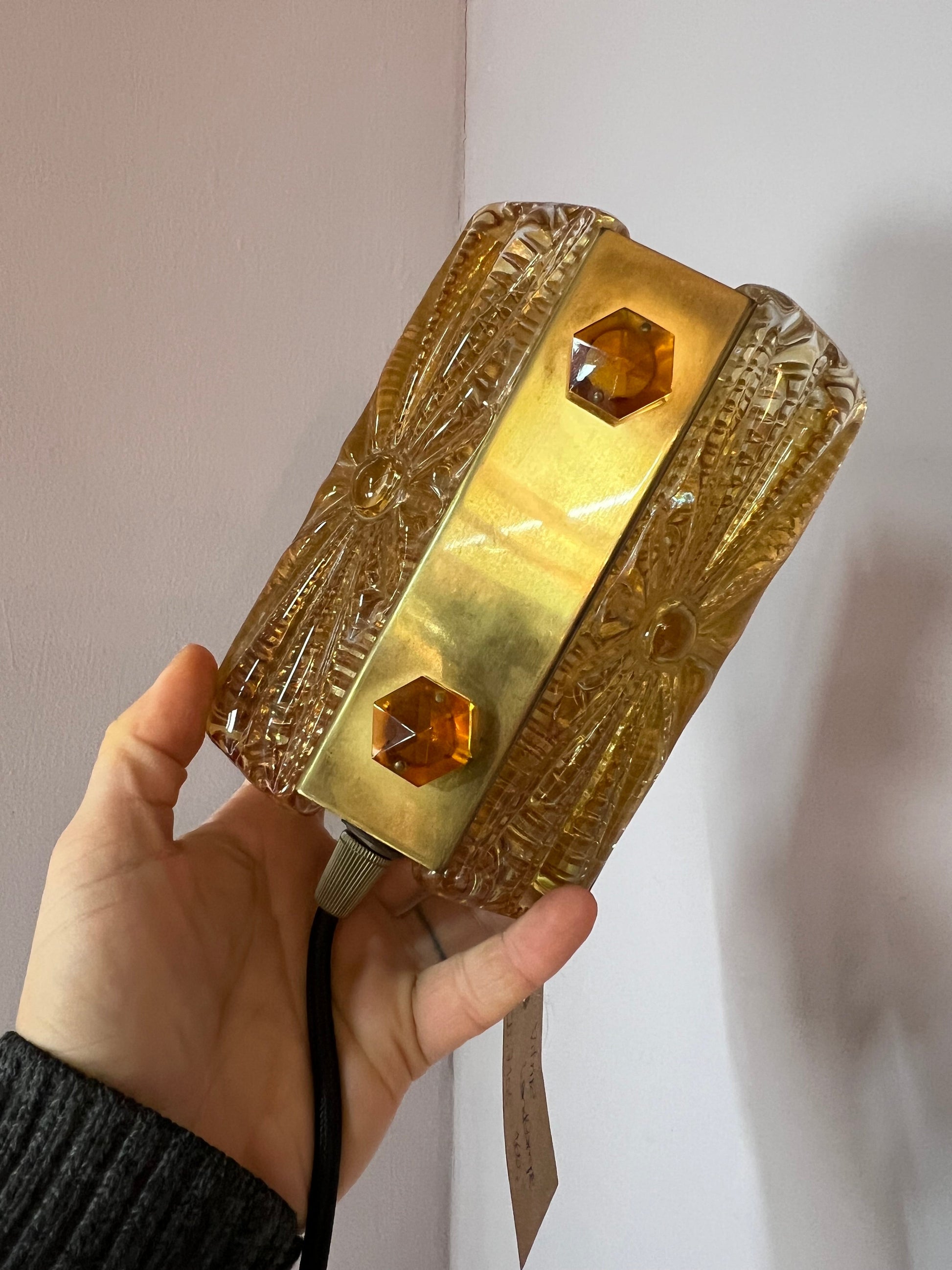 Vintage Wandleuchte Glas Messing von Vitrika