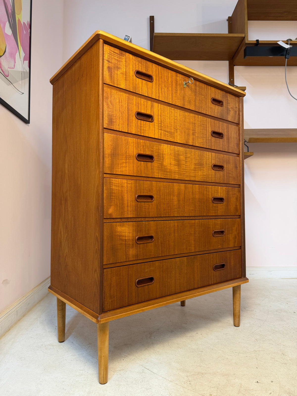 Vintage Kommode Teak mit Schloss aus Dänemark