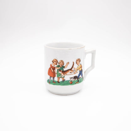 Vintage Kaffeehäferl mit Kinderspielen, Porzellan, Art Deco