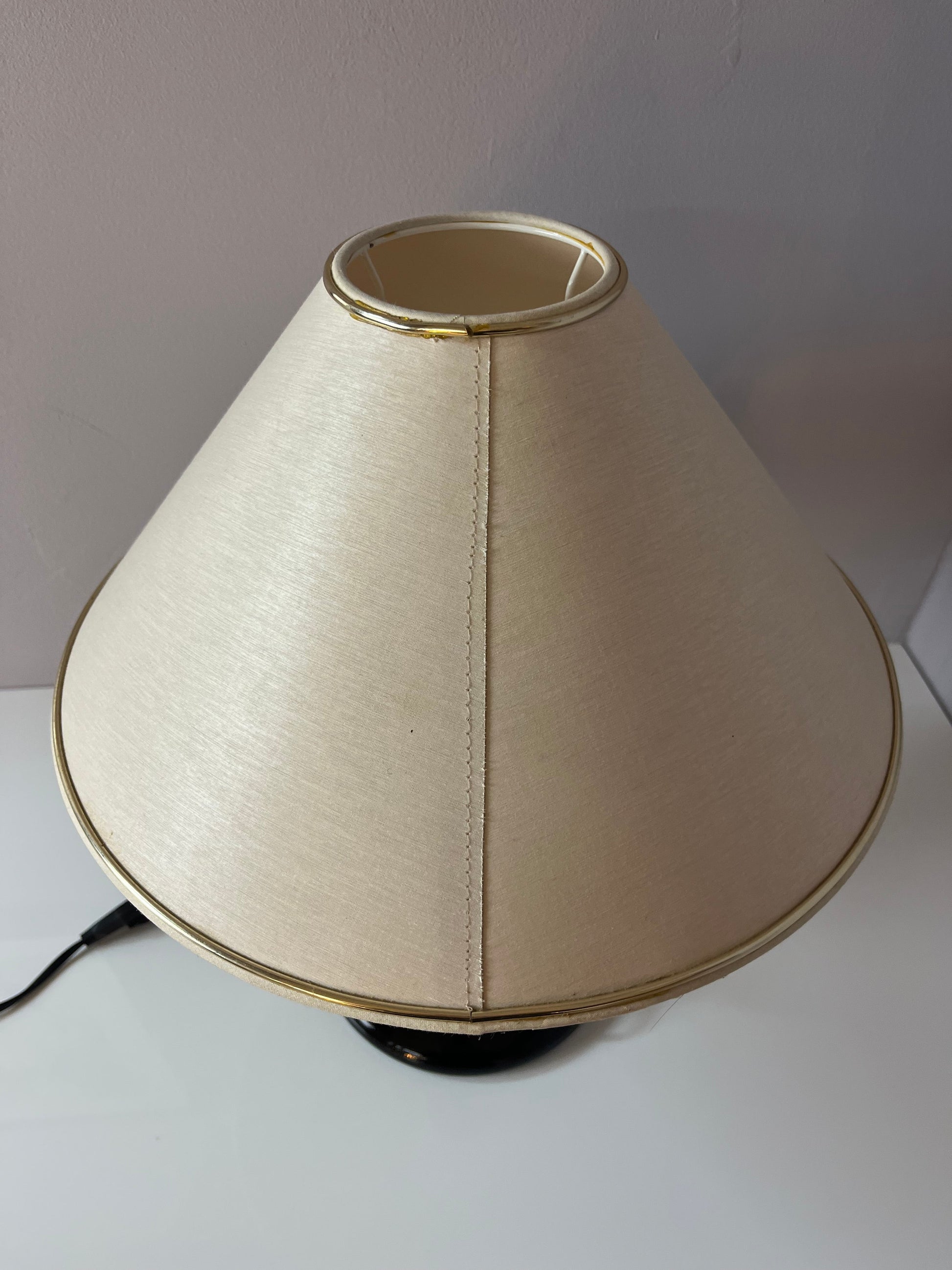 Vintage Tischlampe Backgammon von Holmegaard opal schwarz