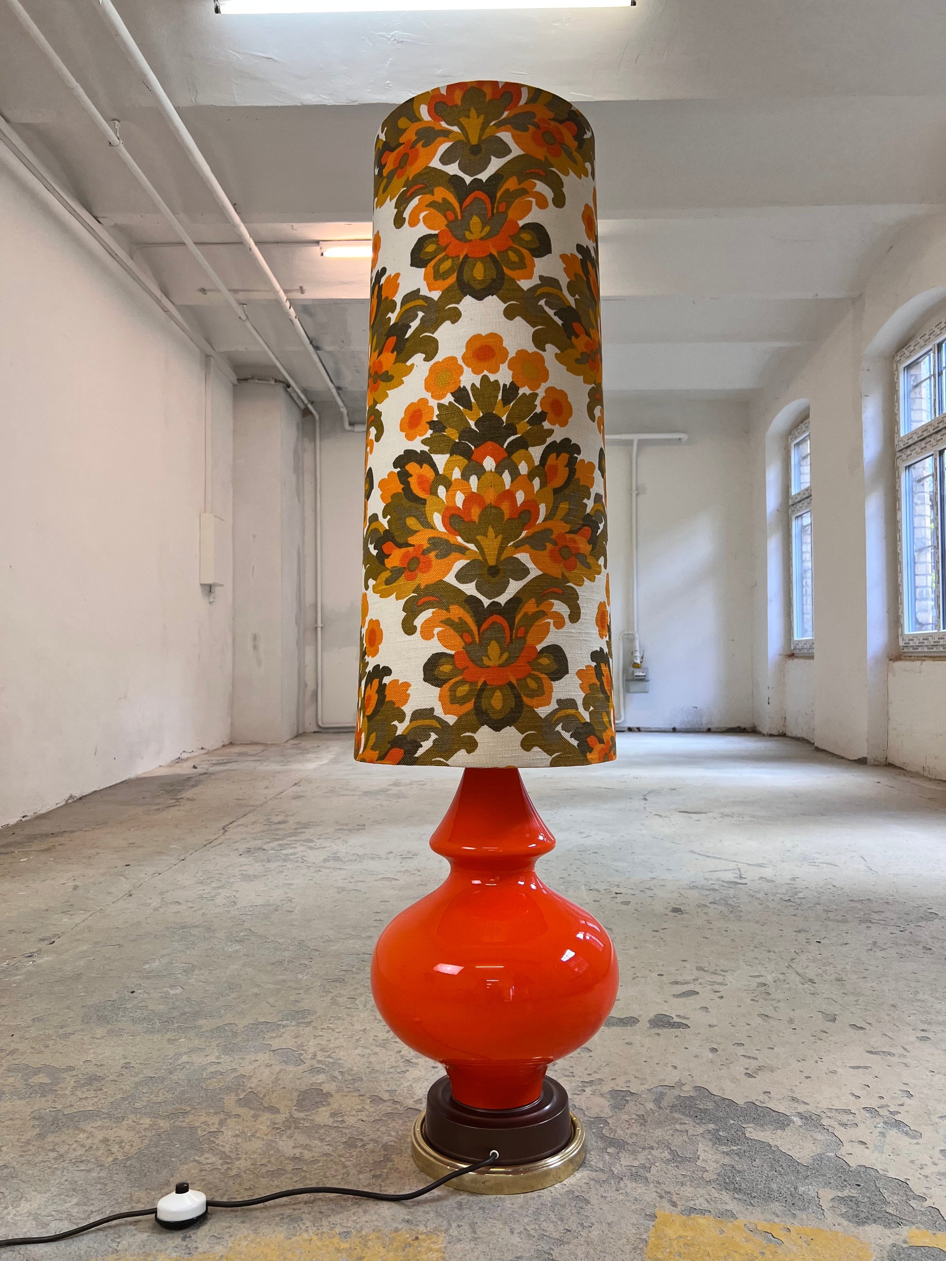 Vintage Stehlampe Flower Power orange Glasfuß beleuchtet 70er Schirm grün senfgelb