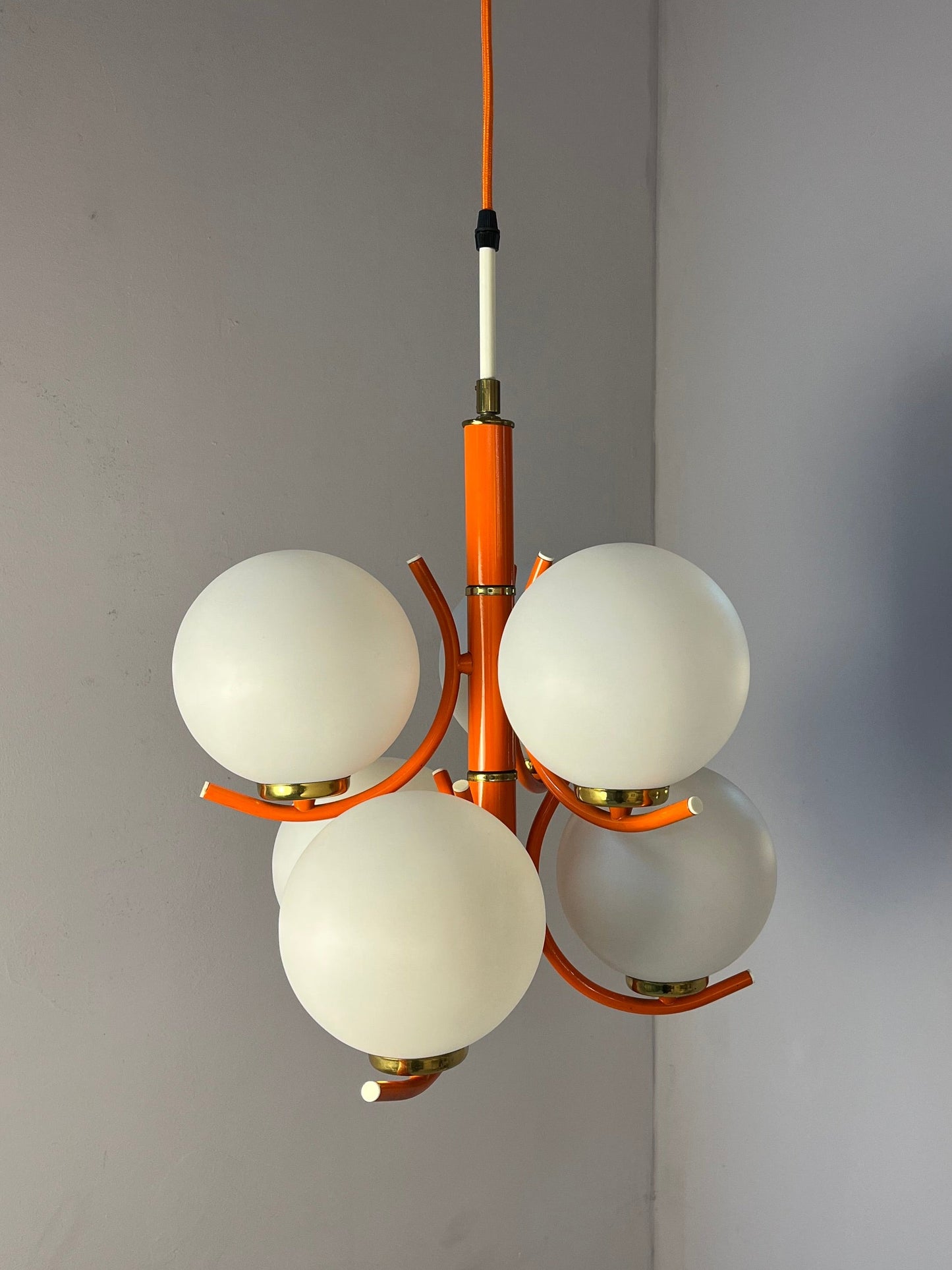 Vintage Kronleuchter von Richard Essig für Pre-Loved orange weiß