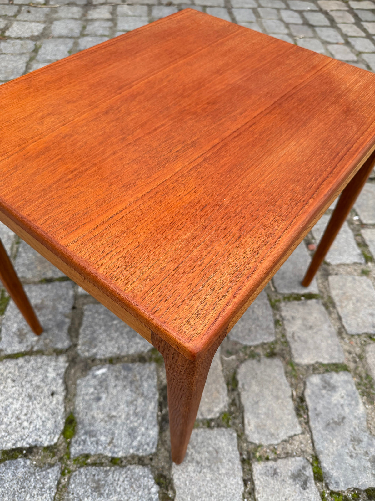 Beistelltisch Teak und Eiche von Wilkhahn