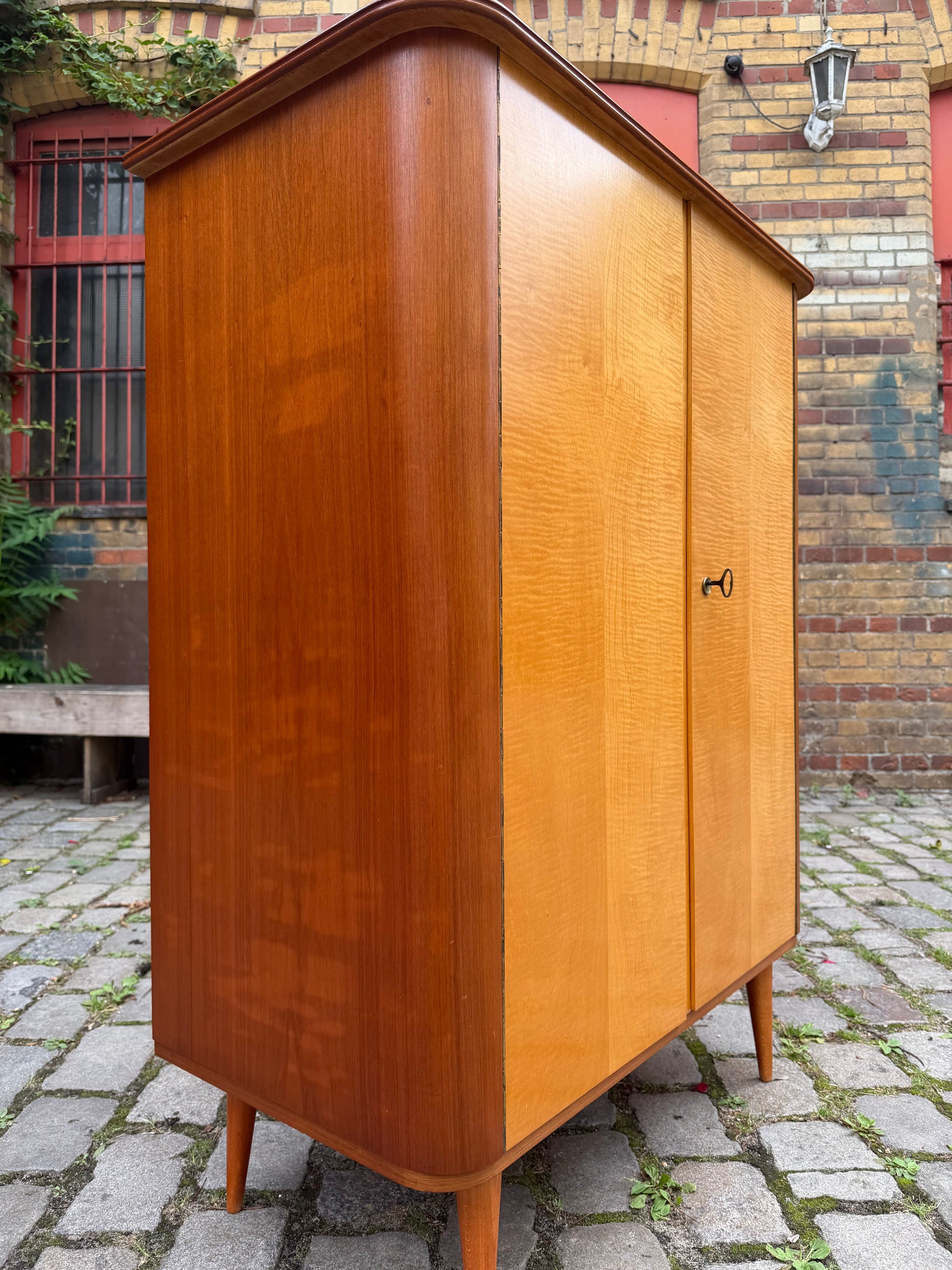 Vintage Wäscheschrank Ahorn und Nussbaum, Mid-Century Deutschland
