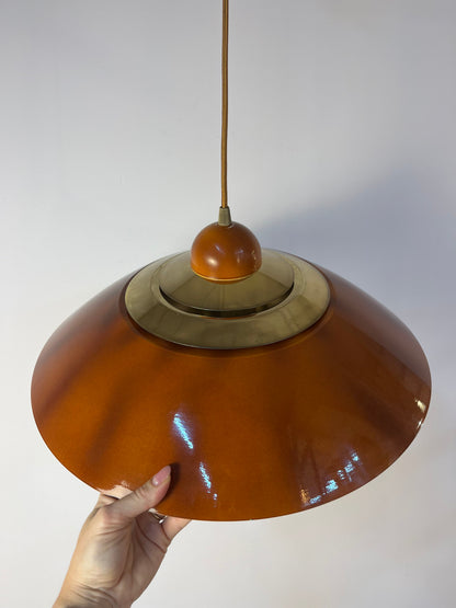 Vintage Hängelampe Messing und Orange aus Belgien