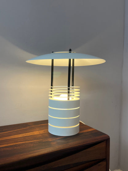 Lampe de table vintage en métal blanc par Jørgen Buchwald pour Laterna Danica