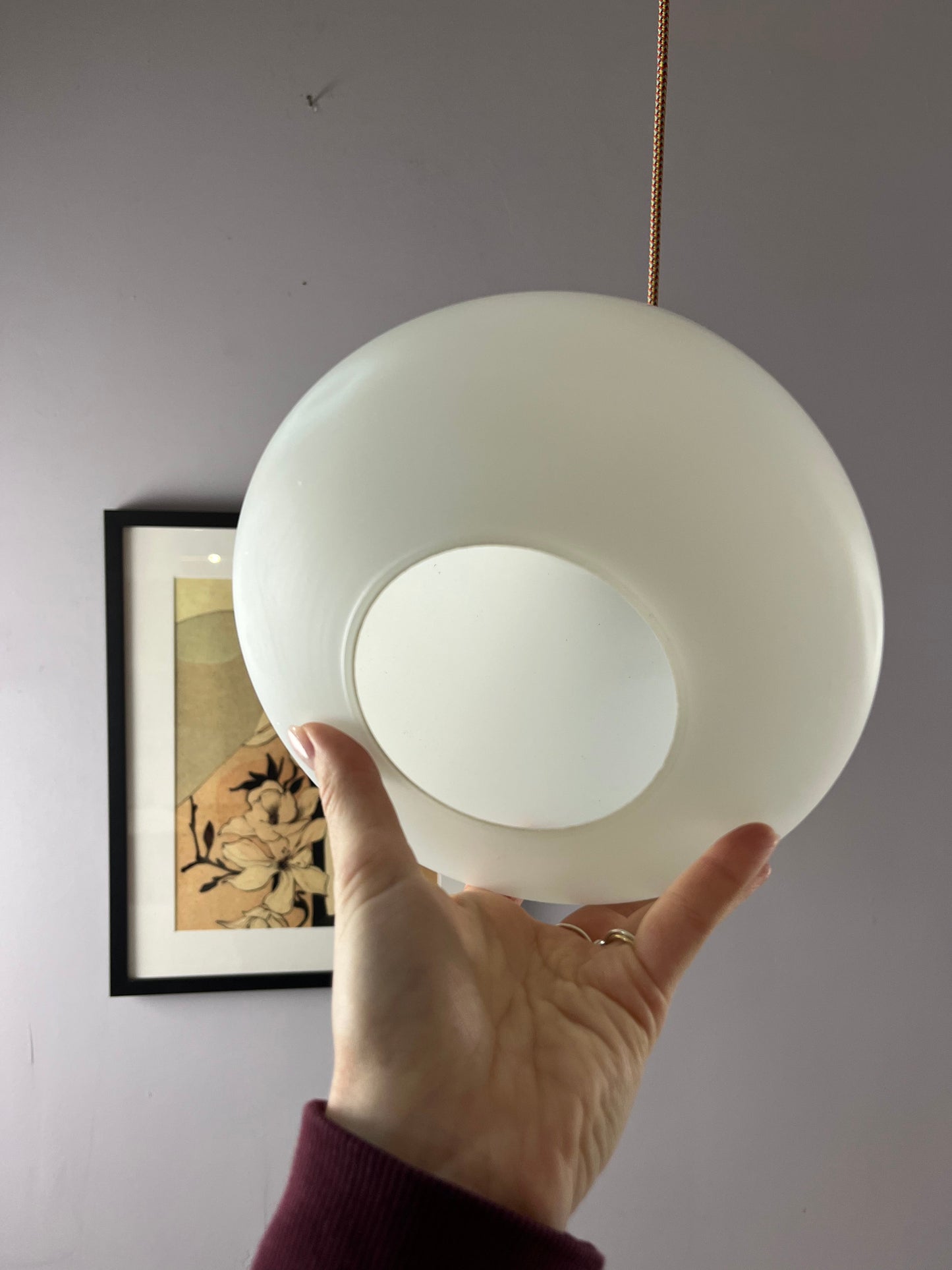 Vintage Hängelampe Opalglas Teak aus Dänemark