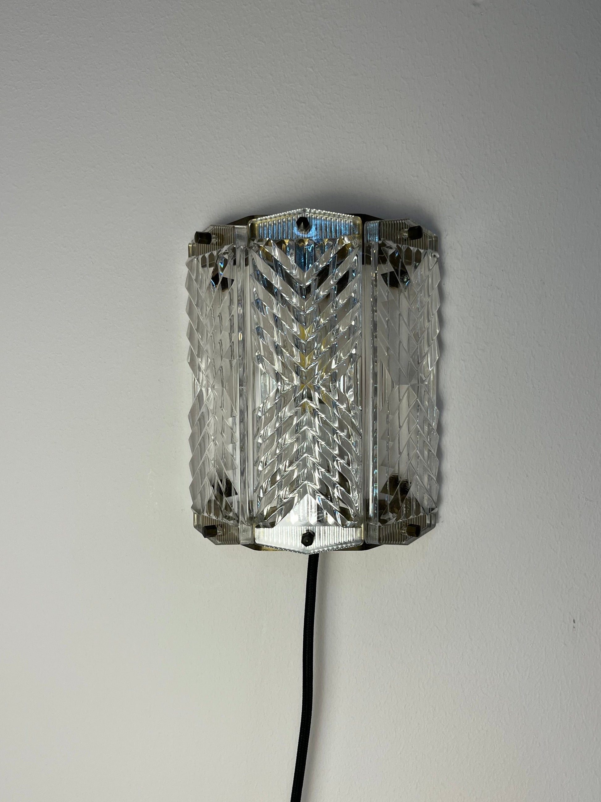 Vintage Wandlampe Messing und Glas von Wiktor Berndt für Flygsfors