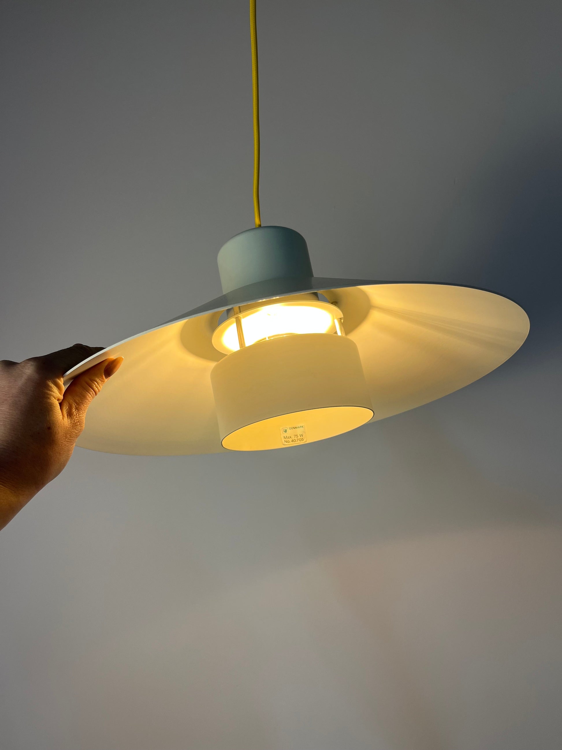 Vintage Lamellenlampe weiß von Lyskær Belysning