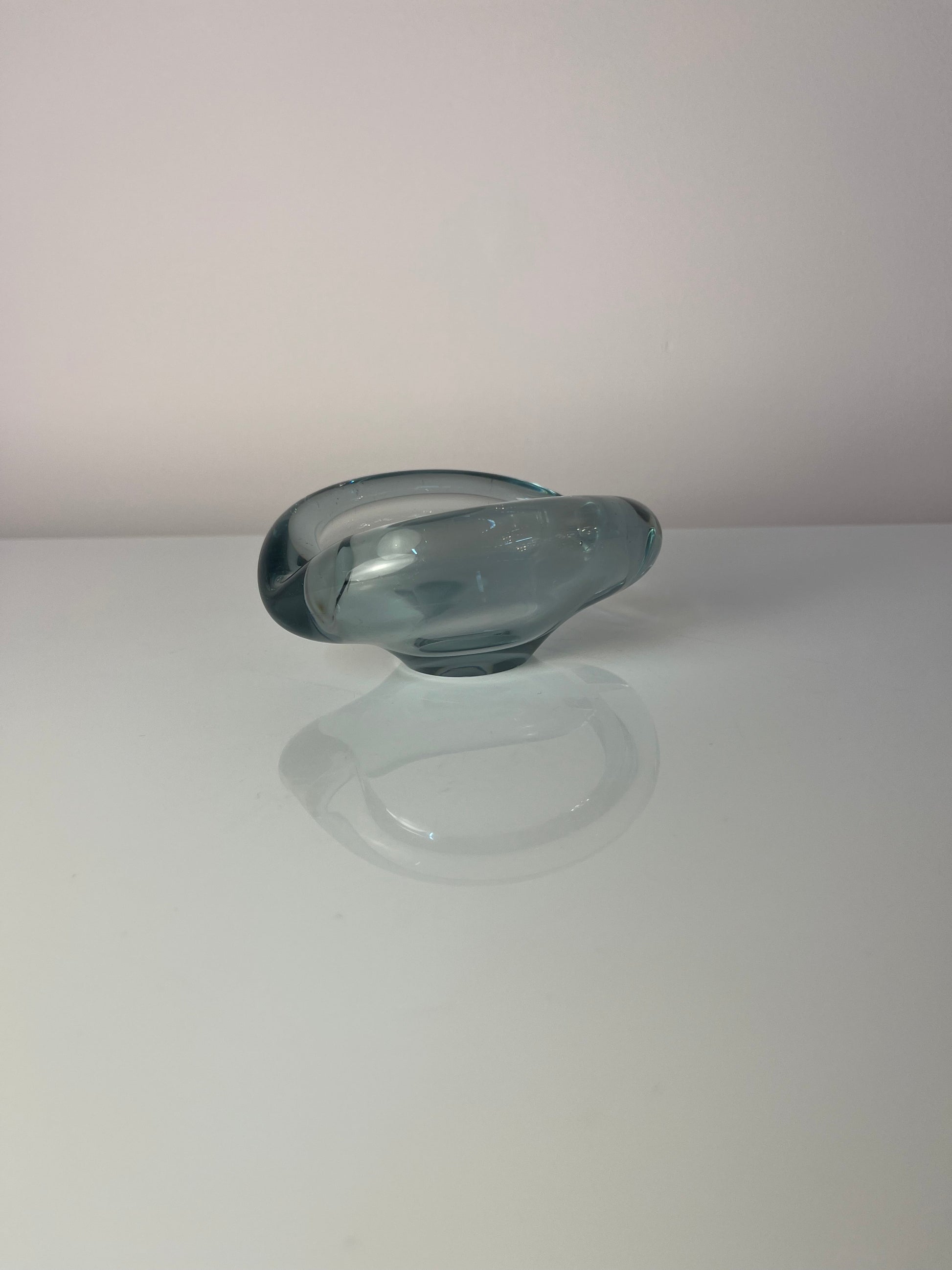 Vintage Aschenbecher von Per Lütken für Holmegaard hellblaues Glas