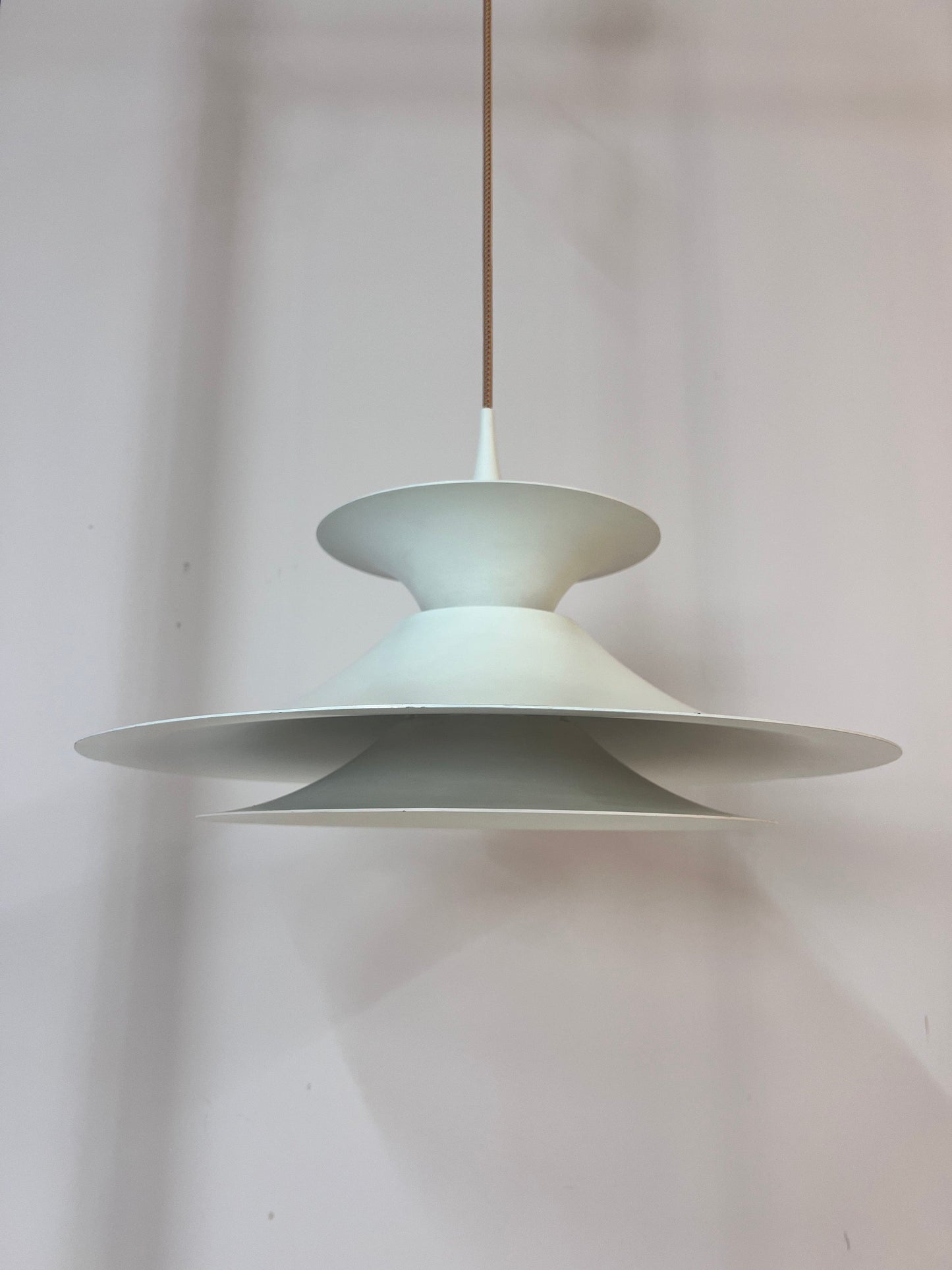 Vintage slatted lamp 'Radius' white by Erik Blaslev for Fog &amp; Mørup