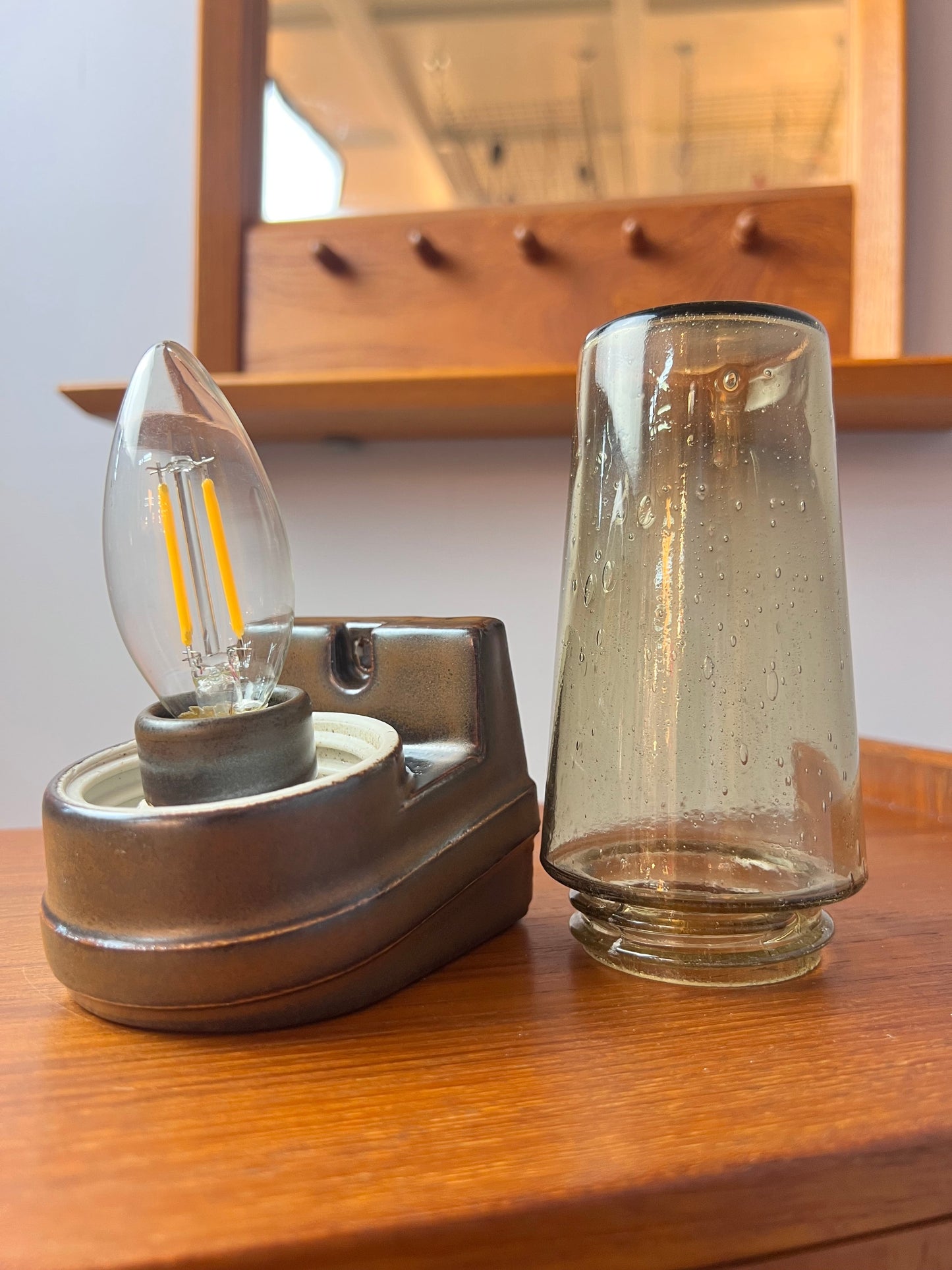 Wandlampe Modell 6080 Rauchglas von Sigvard Bernadotte für Ifö