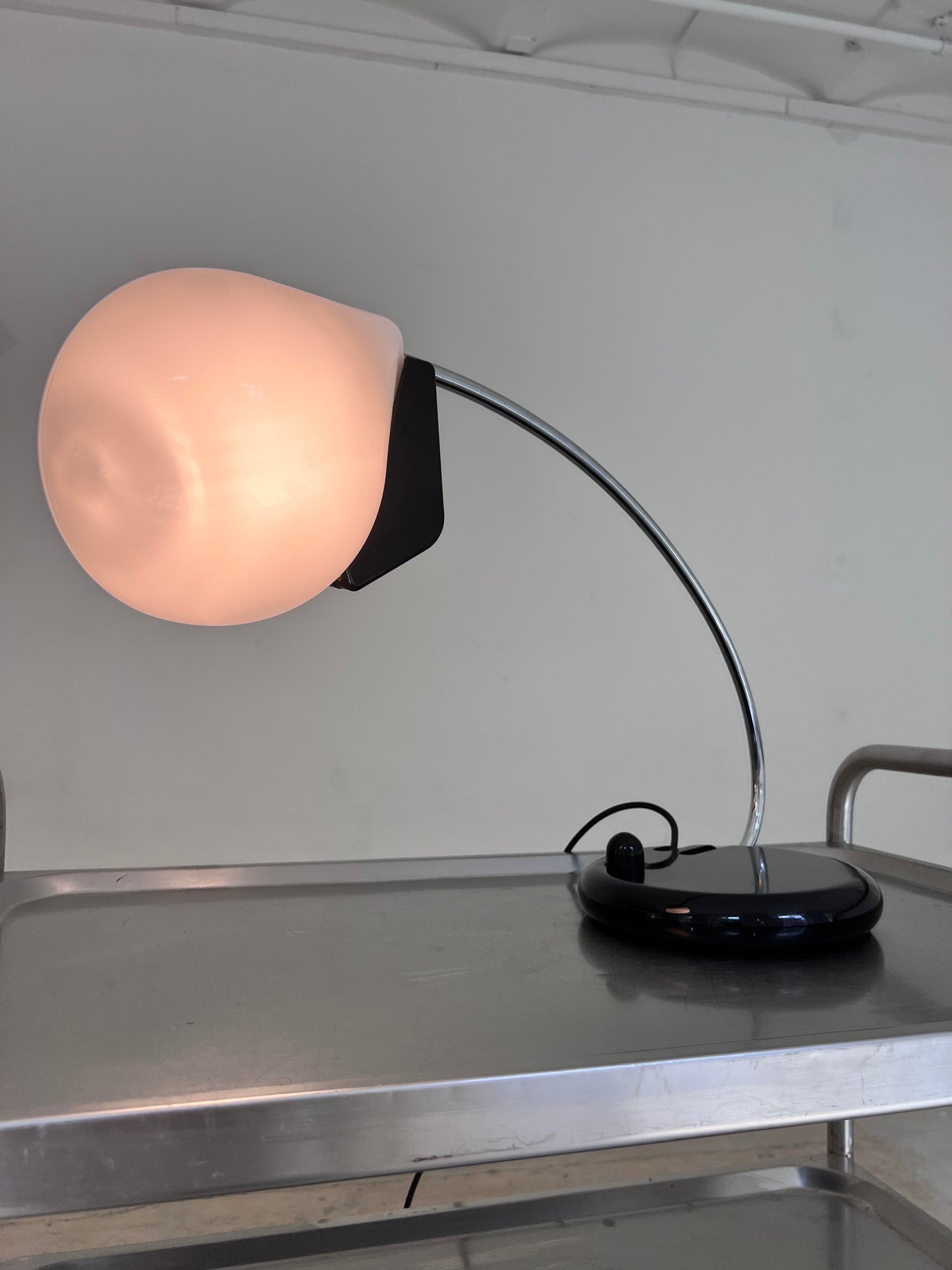 Vintage Tischlampe Dogale Modell 512 von Bruno Gecchelin für Oluce