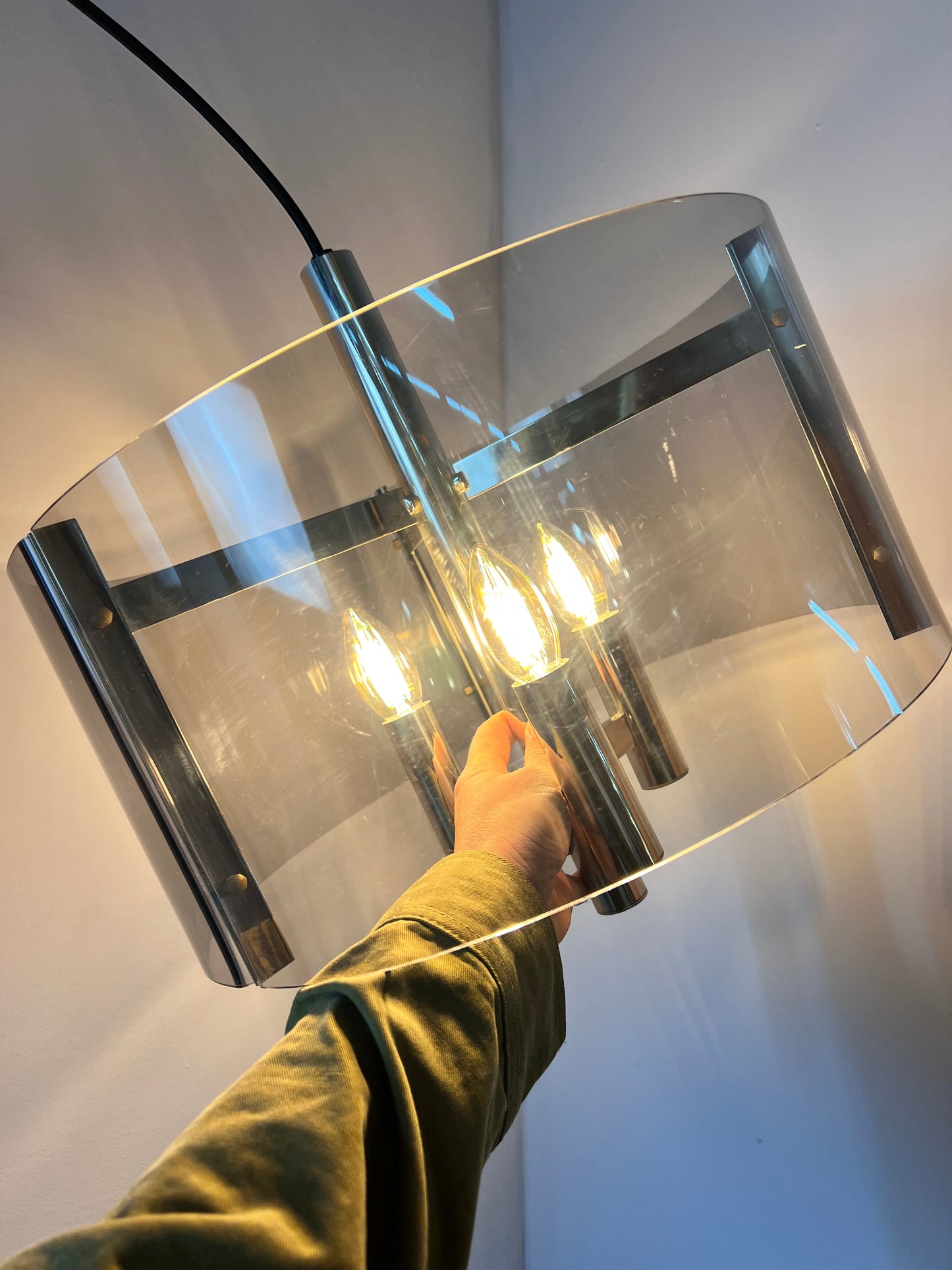 Vintage Hängelampe Chrom und Rauchacryl