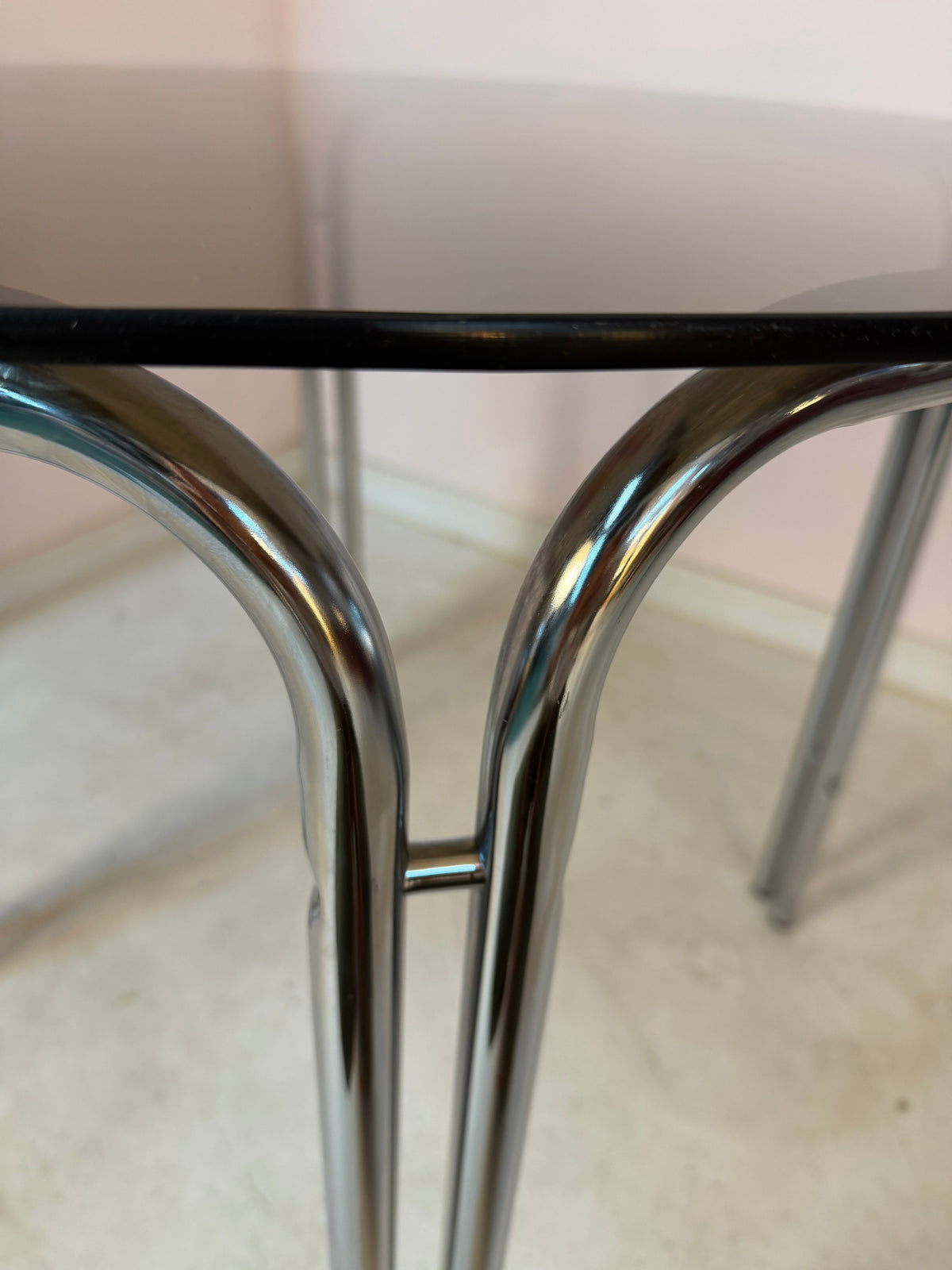 Vintage Esstisch Chrom und Rauchglas, Space Age 70er