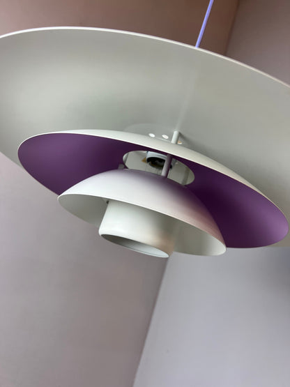 Vintage Lamellenlampe weiß lila von Formlight