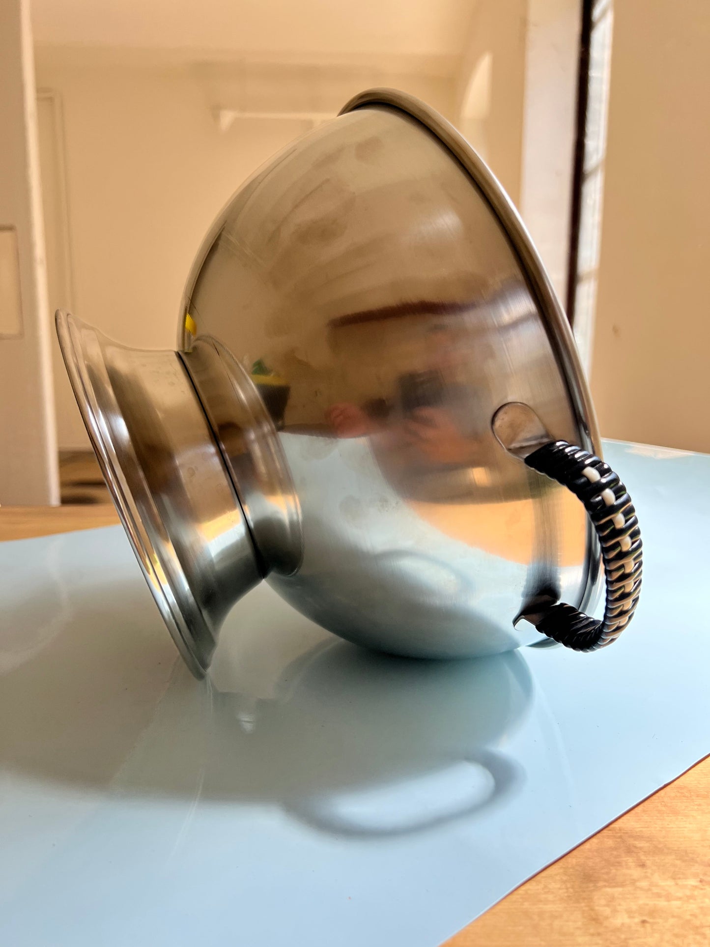 Stainless steel champagne cooler from Denmark