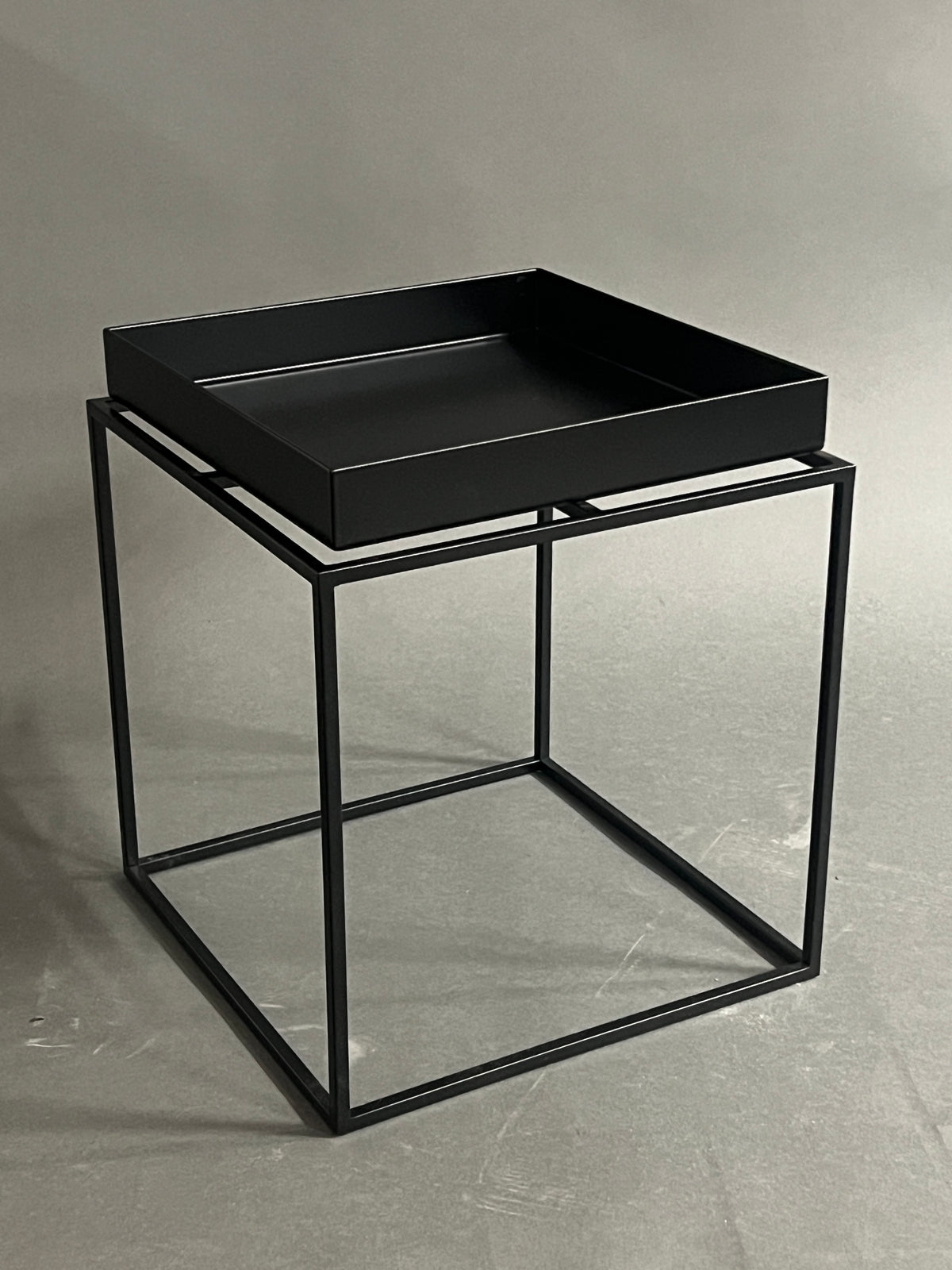 Table à plateau par Hay
