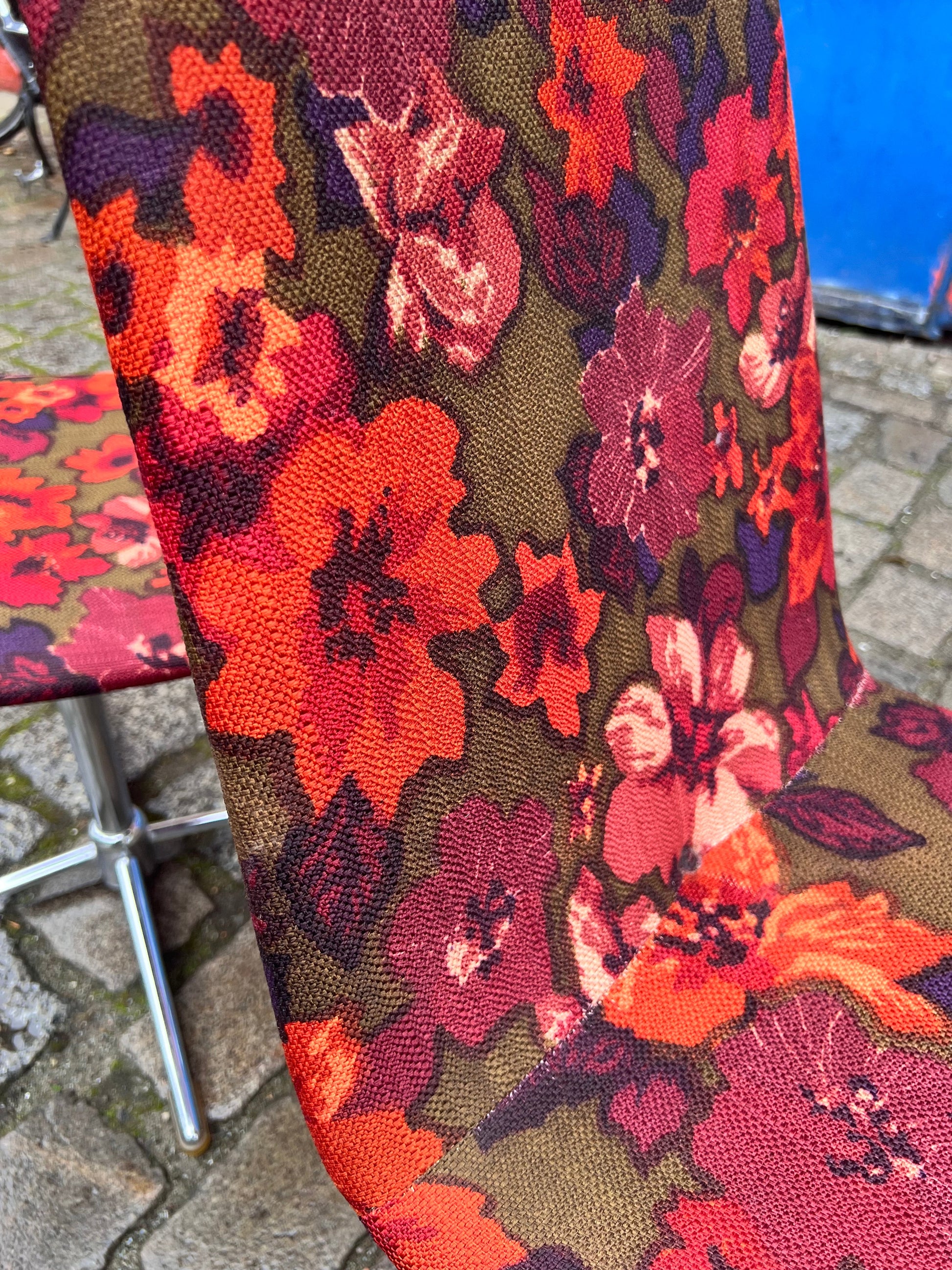 2x Drehstuhl rot floral von EKA Wohnmöbel