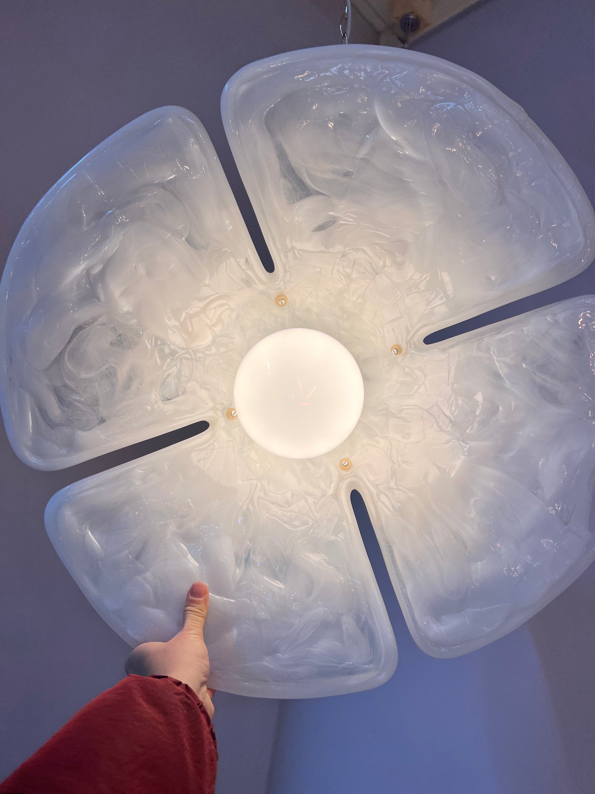 Vintage Hängelampe Blume von Gebrüder Cosack weiß Chrom handgearbeitet