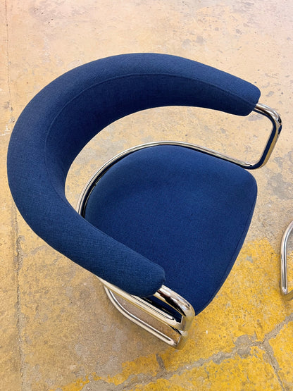 Vintage Freischwinger blau Chrom von unbekannt für unbekannt, neu gepolstert