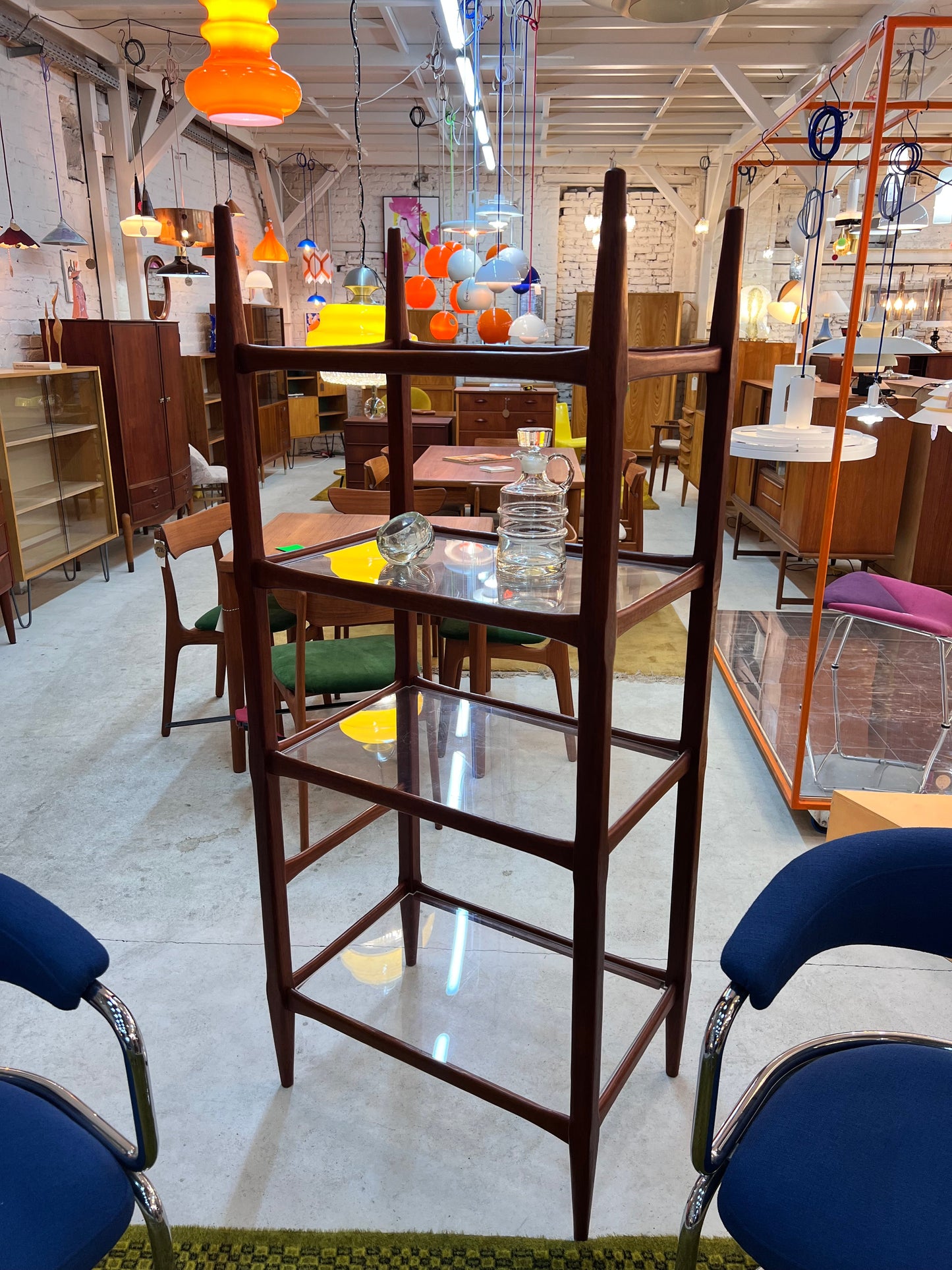 Vintage Regal Teak mit Acrylglasplatten aus Dänemark