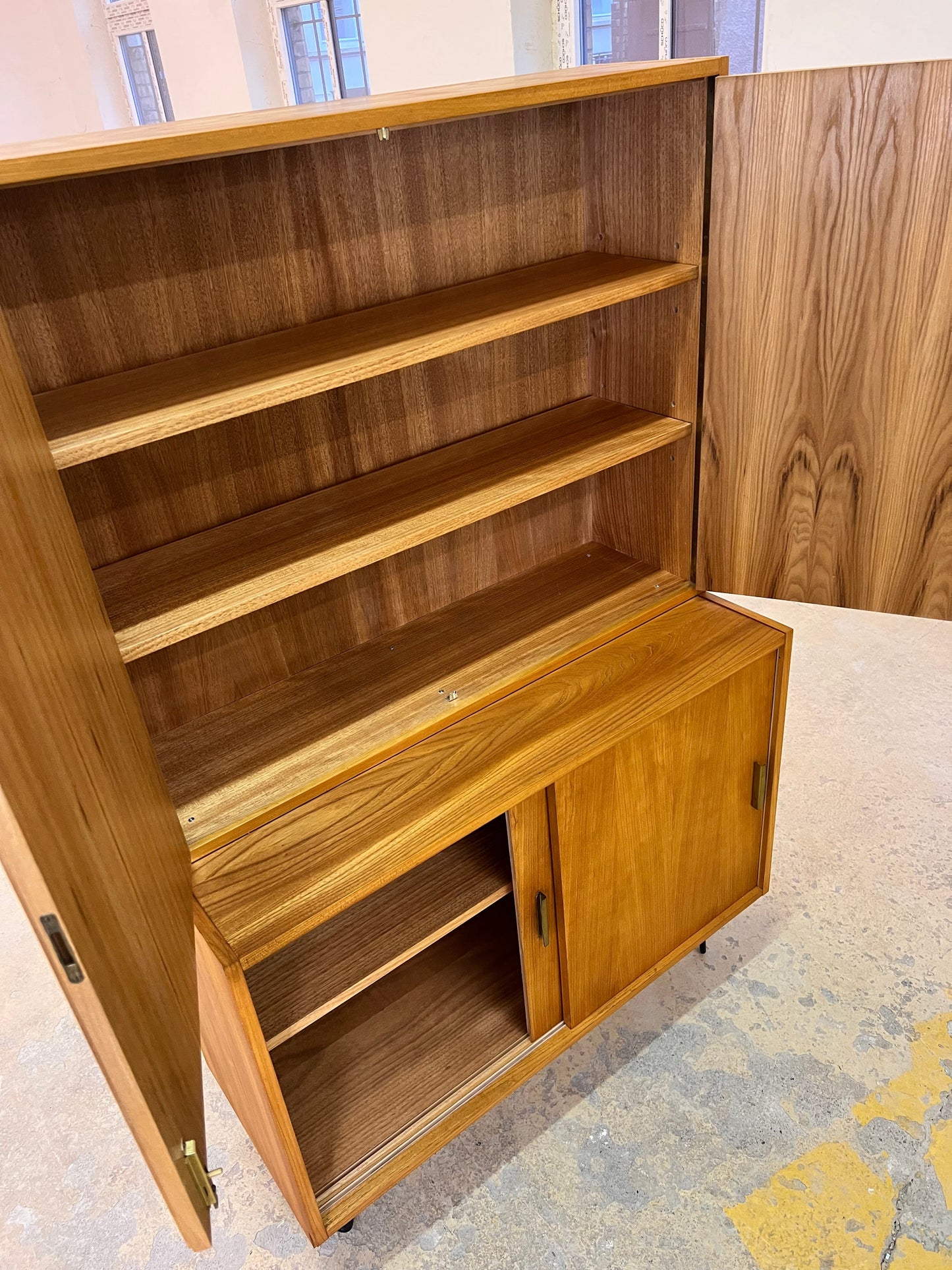 Vintage Schrank Typ 605 von Herbert Eilenberg für Hellerau auf Hairpinlegs