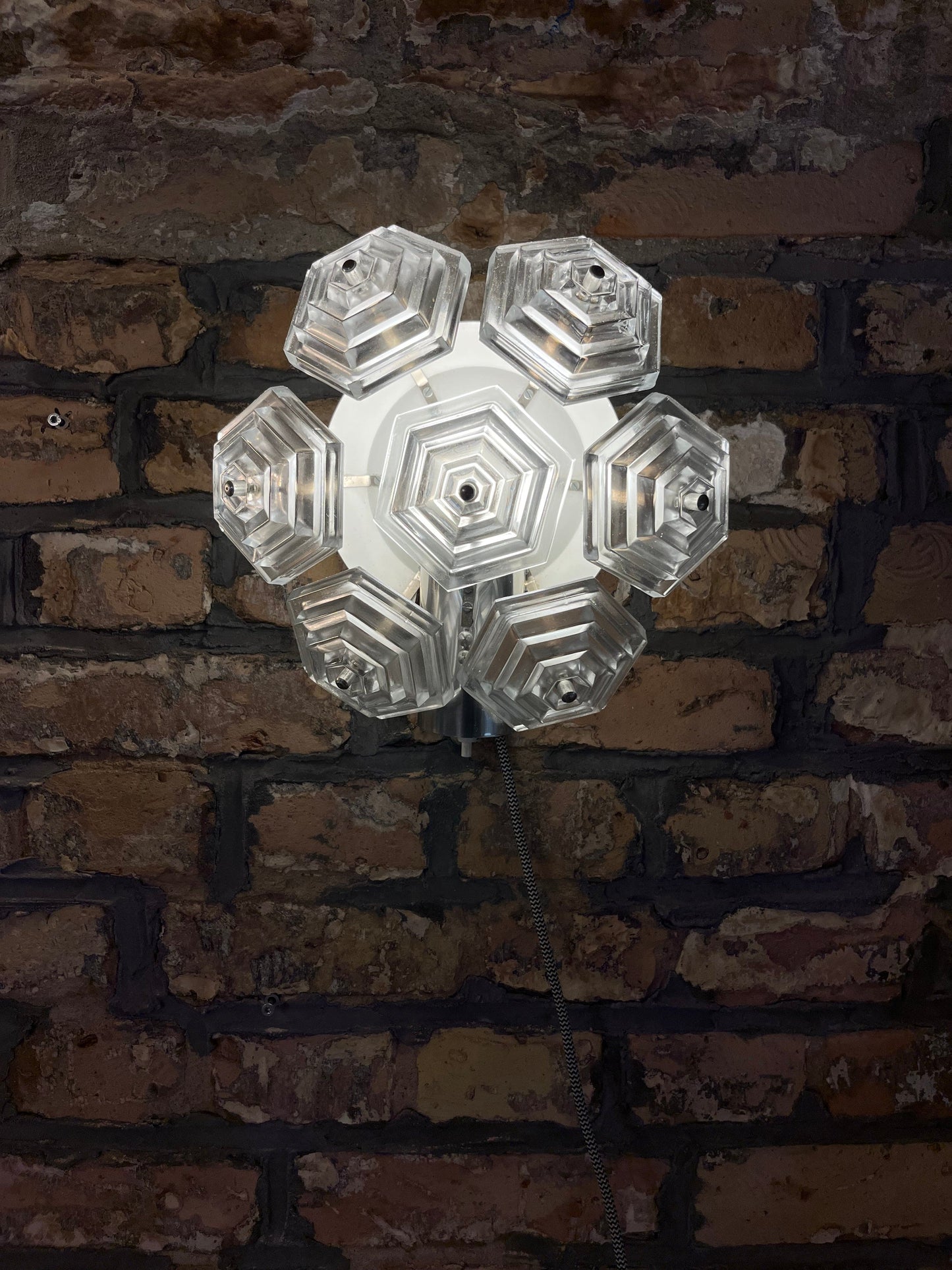 Vintage Wandlampe Eiskristall von VEB Kristallleuchtenbau Ebersbach